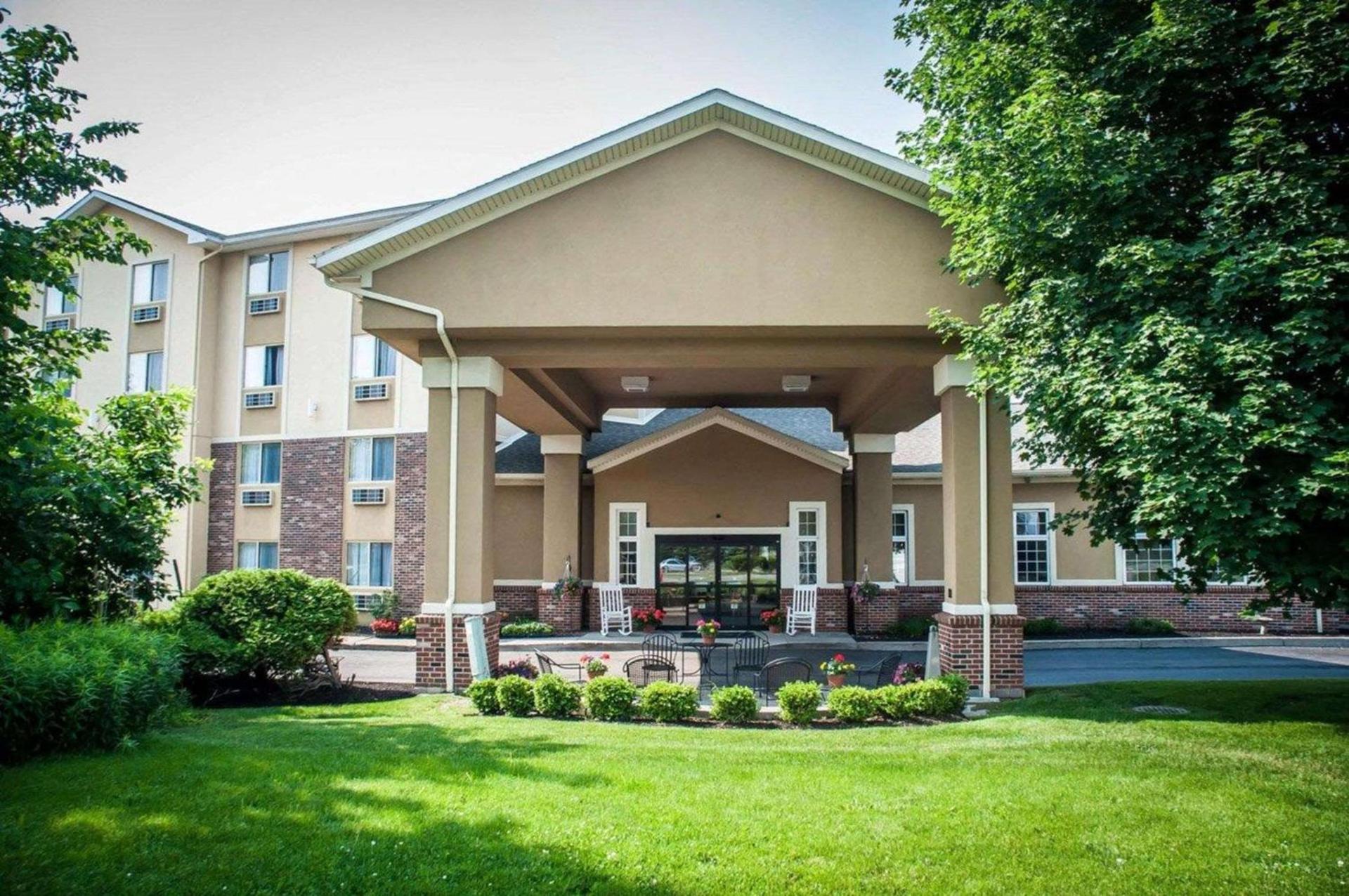 Comfort Inn University — hotel in Amherst