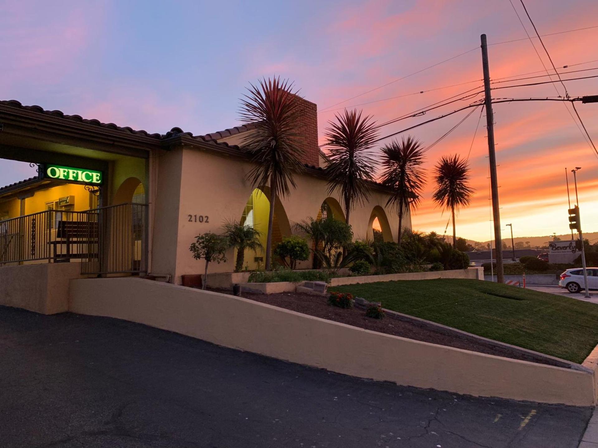 El Castell Motel — hotel in Monterey