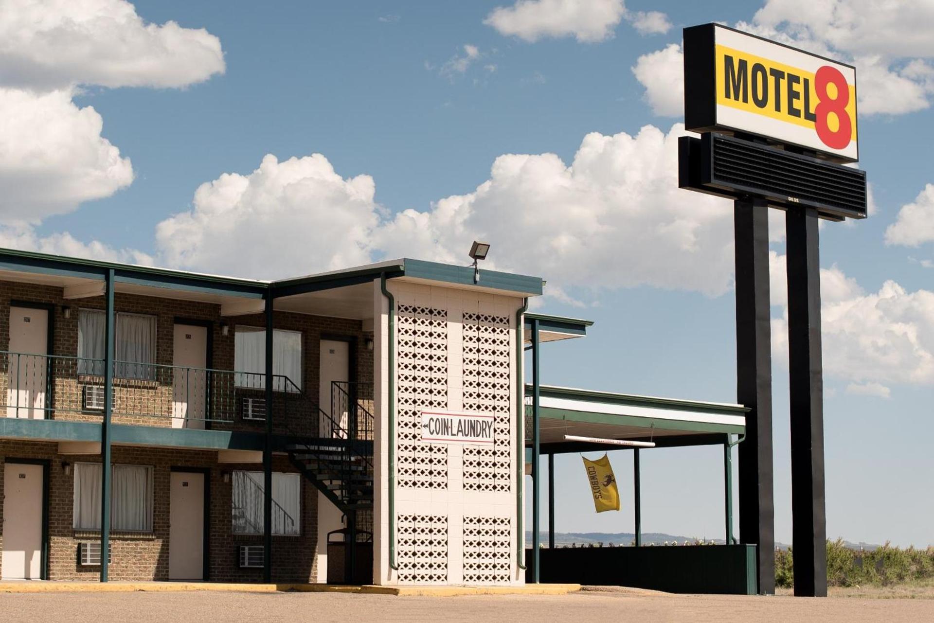 Motel 8 Laramie — hotel in Laramie