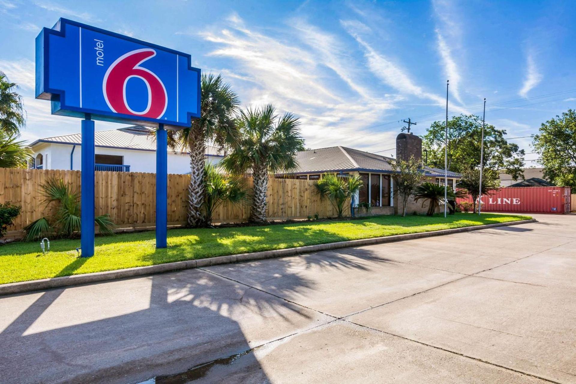 Motel 6-Freeport, TX — hotel in Freeport