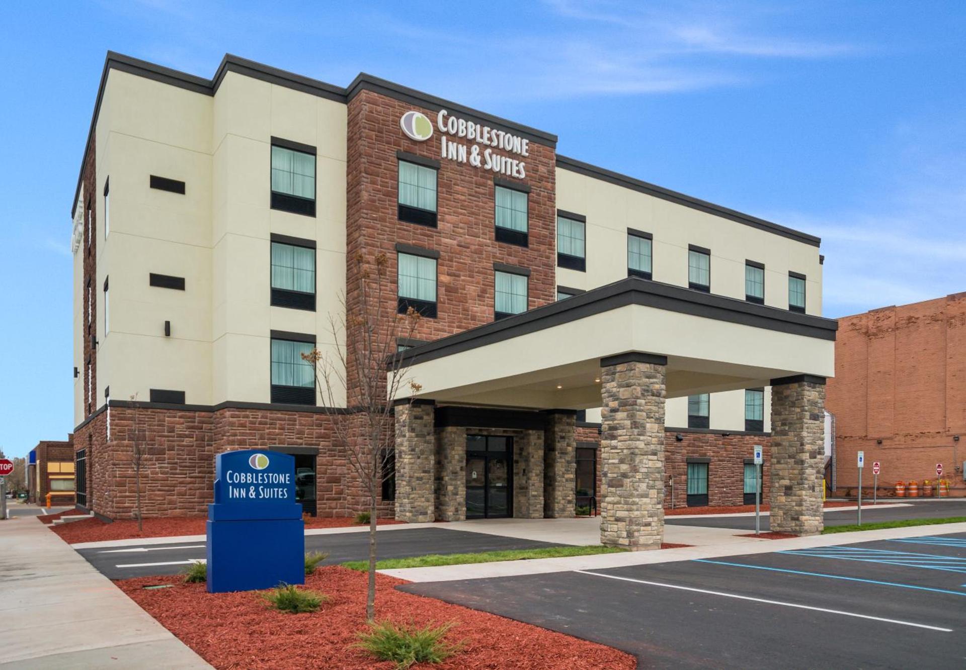 Cobblestone Inn and Suites - Ashland — hotel in Ashland