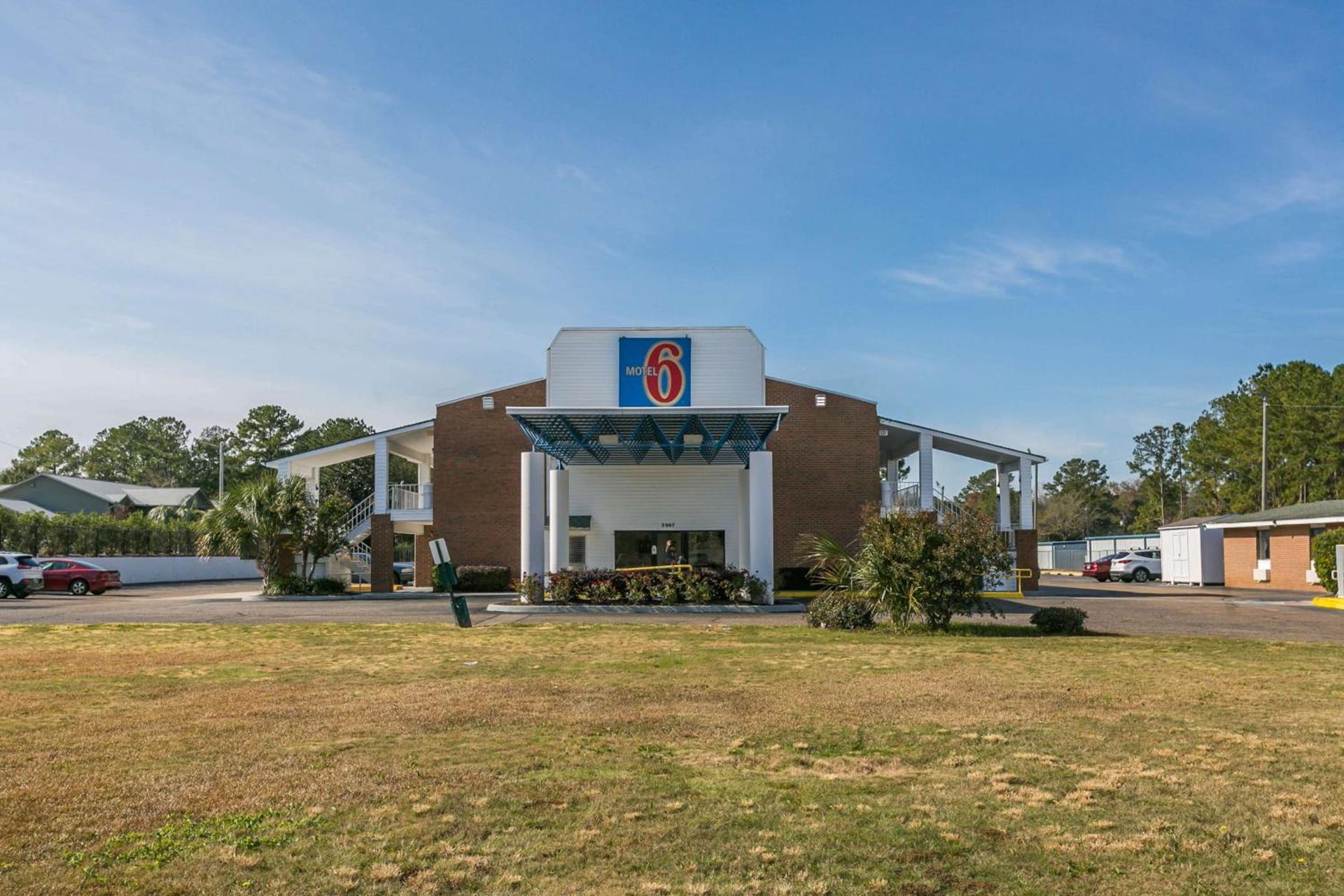Motel 6-Dothan, AL — hotel in Dothan