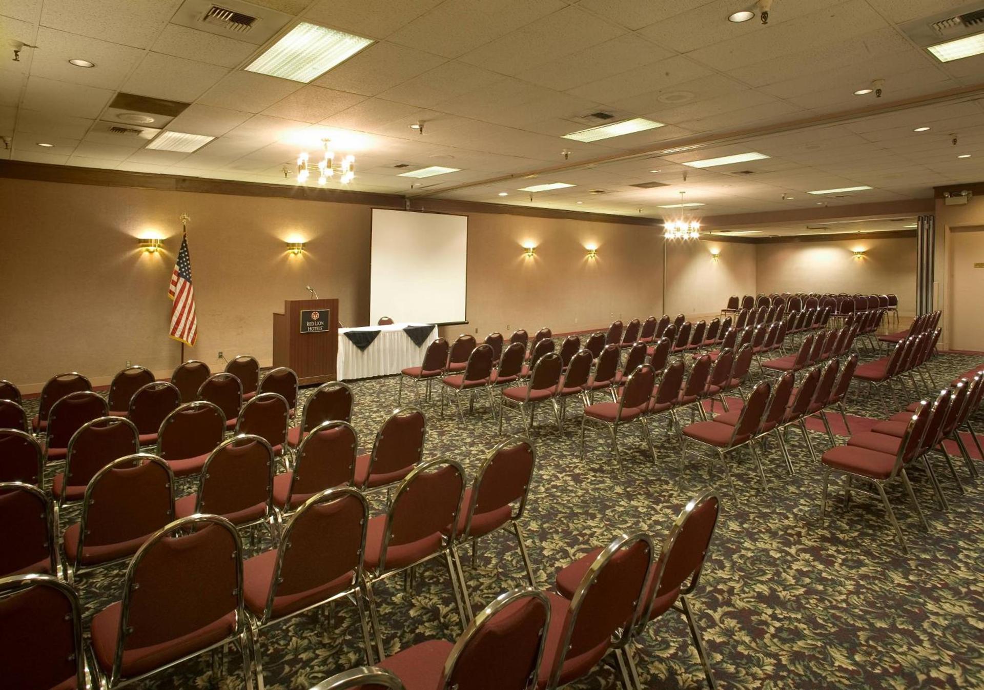 Red Lion Hotel Yakima Center — hotel in Yakima