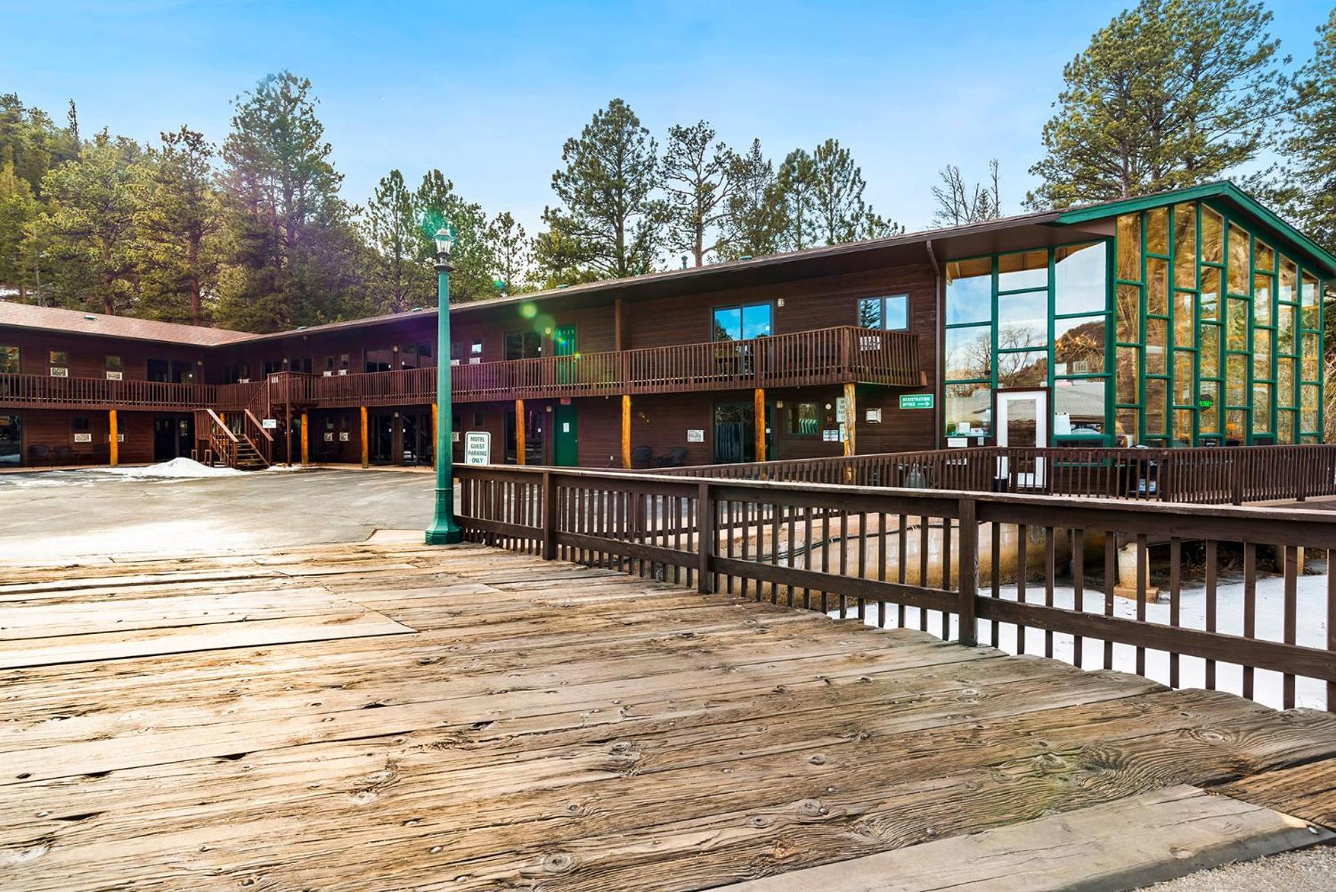 Nicky's Resort — hotel in Estes Park