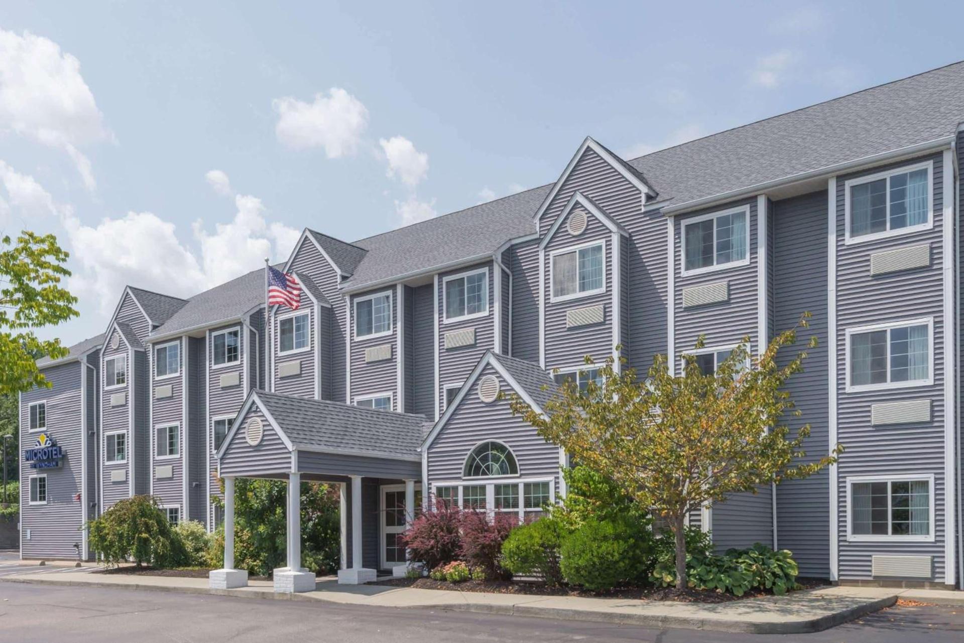 Microtel Inn & Suites by Wyndham Uncasville Casino Area — hotel in Uncasville