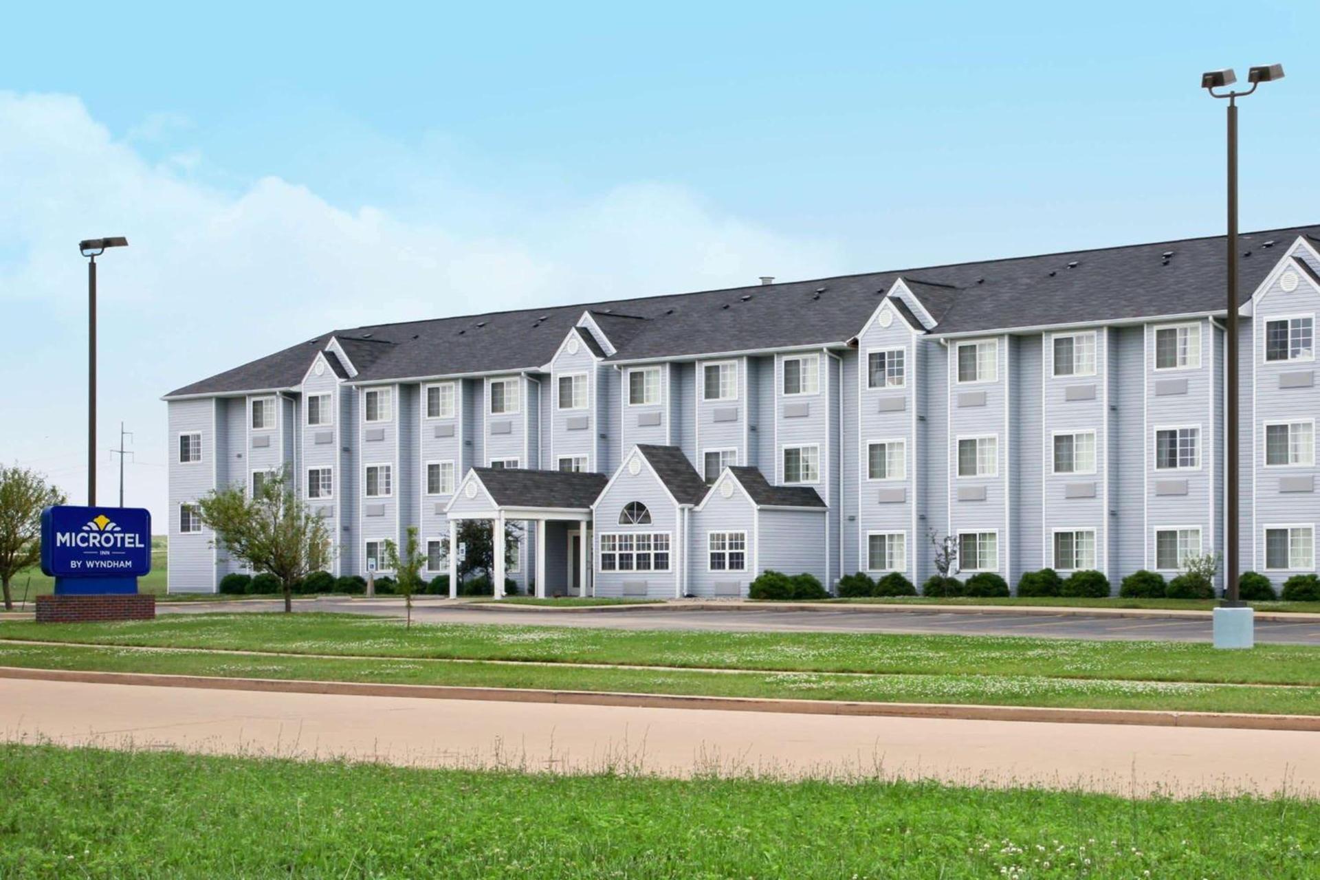 Microtel Inn by Wyndham Champaign — hotel in Champaign