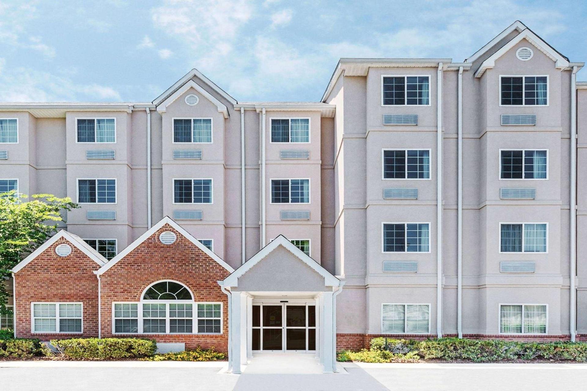 Microtel Inn & Suites by Wyndham Tuscaloosa — hotel in Tuscaloosa