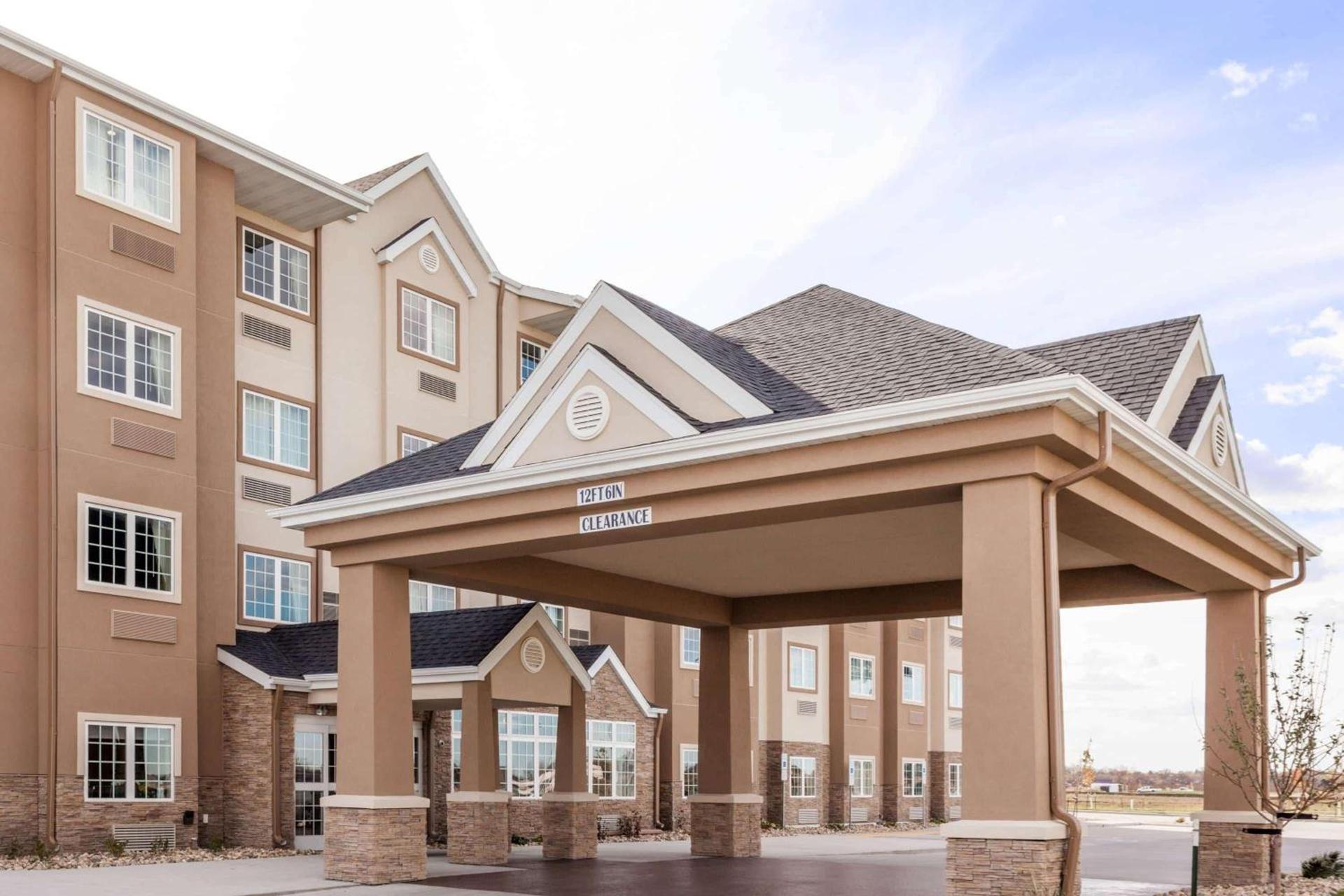 Microtel Inn & Suites by Wyndham West Fargo Near Medical Center — hotel in West Fargo
