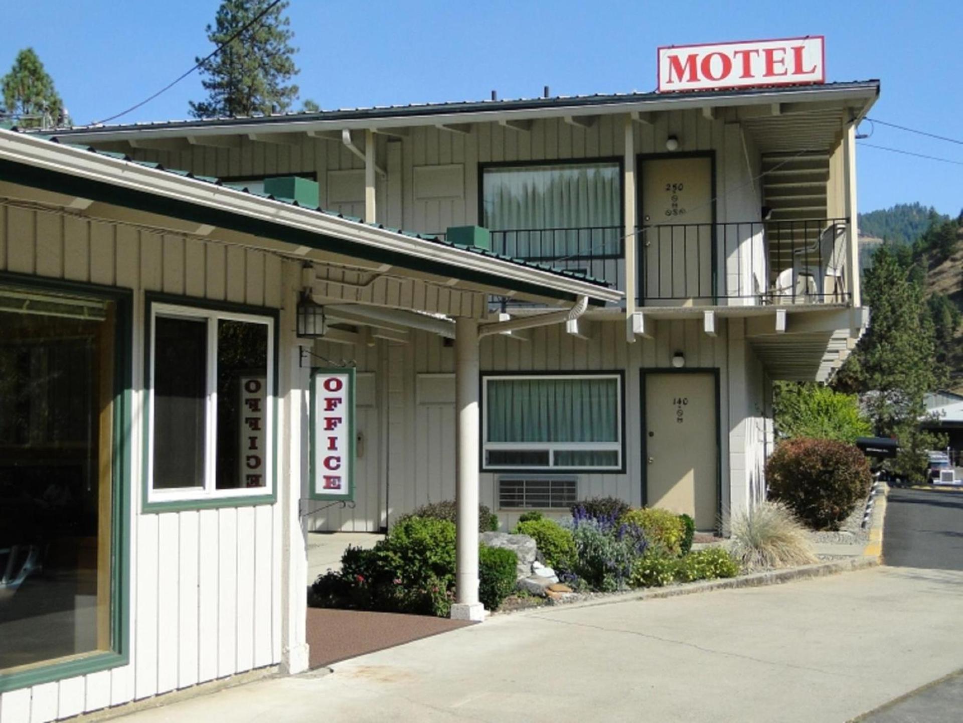Konkolville Motel — hotel in Orofino