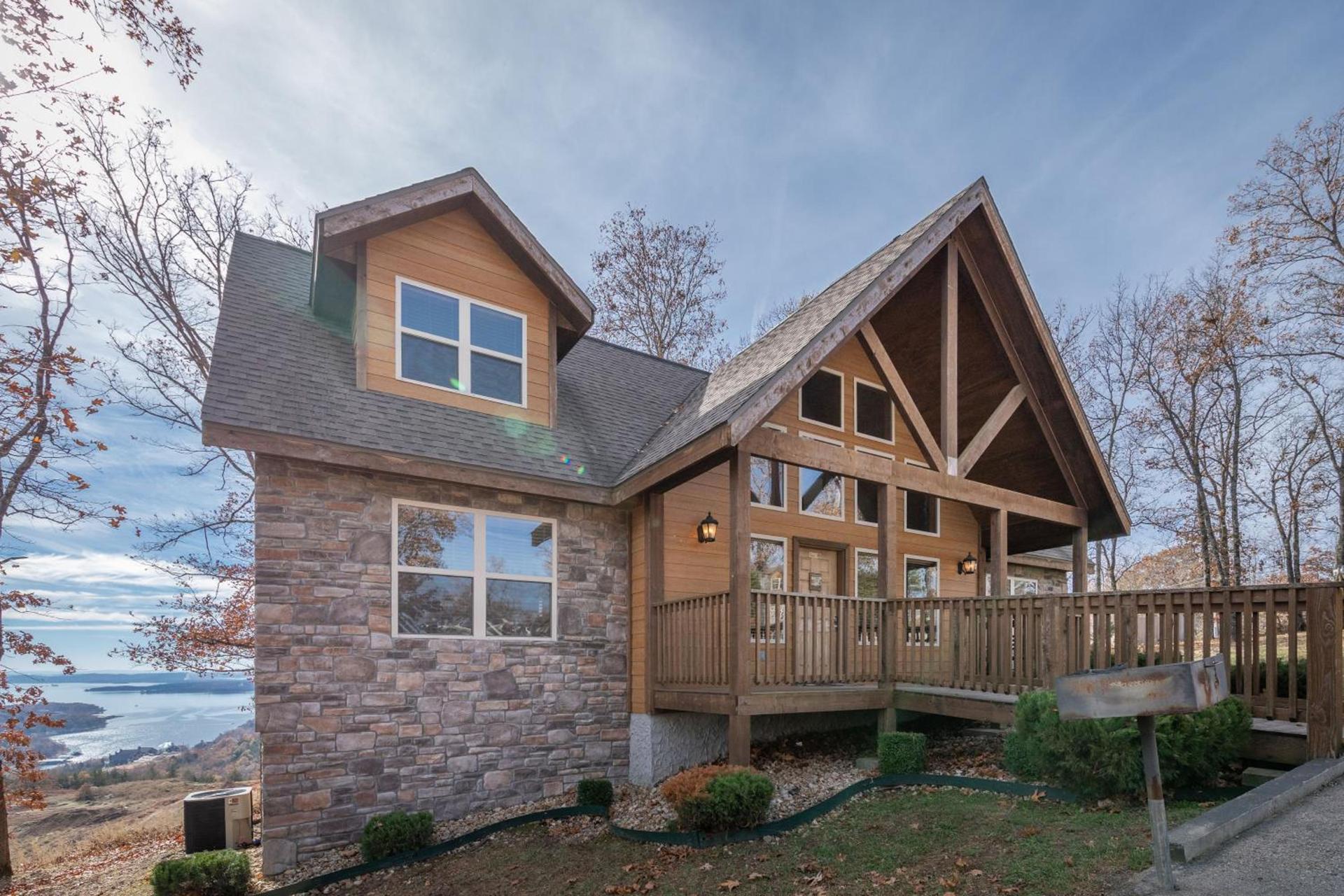 The Lodges at Table Rock — hotel in Branson