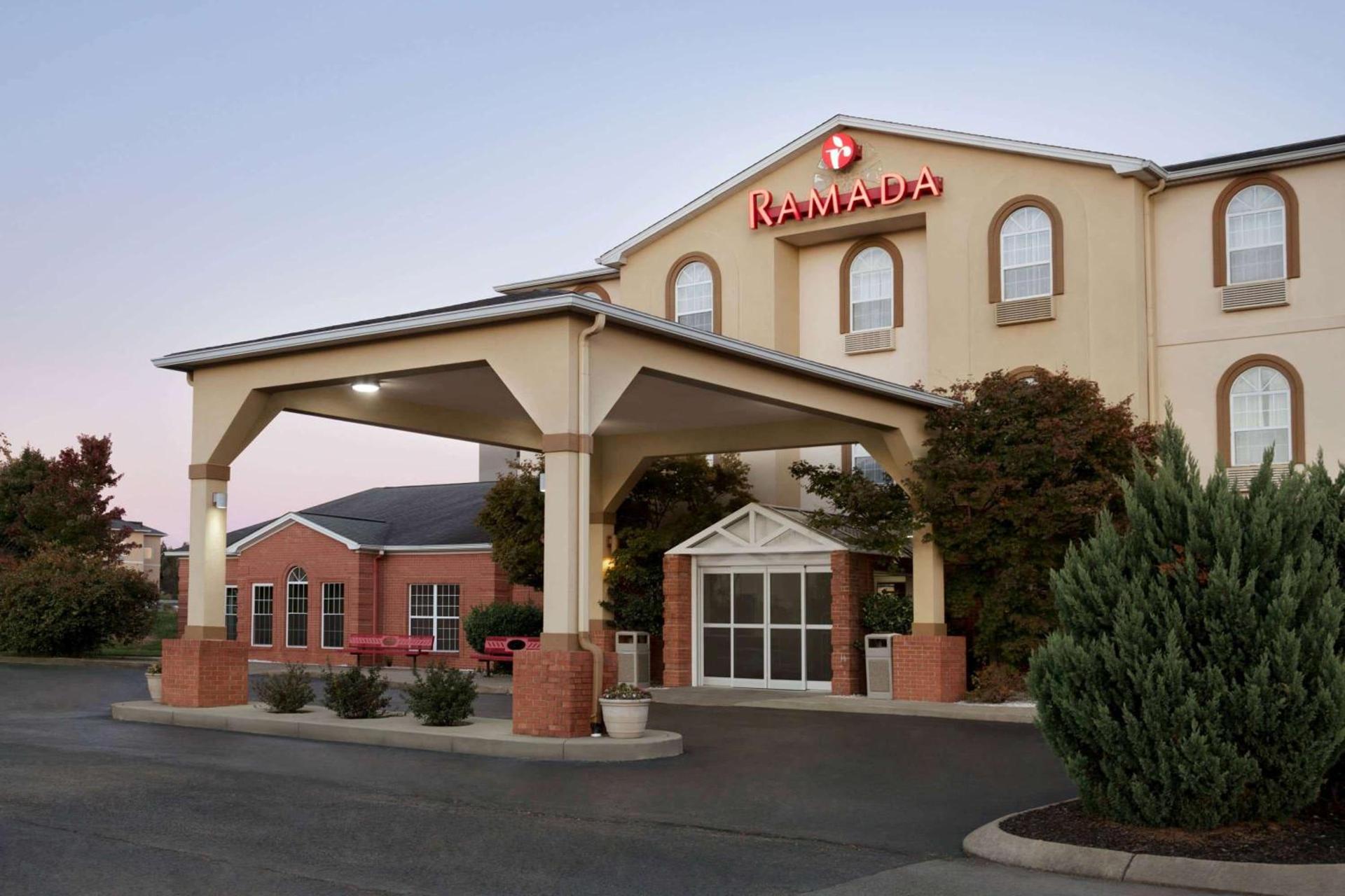 Ramada by Wyndham Elizabethtown — hotel in Elizabethtown