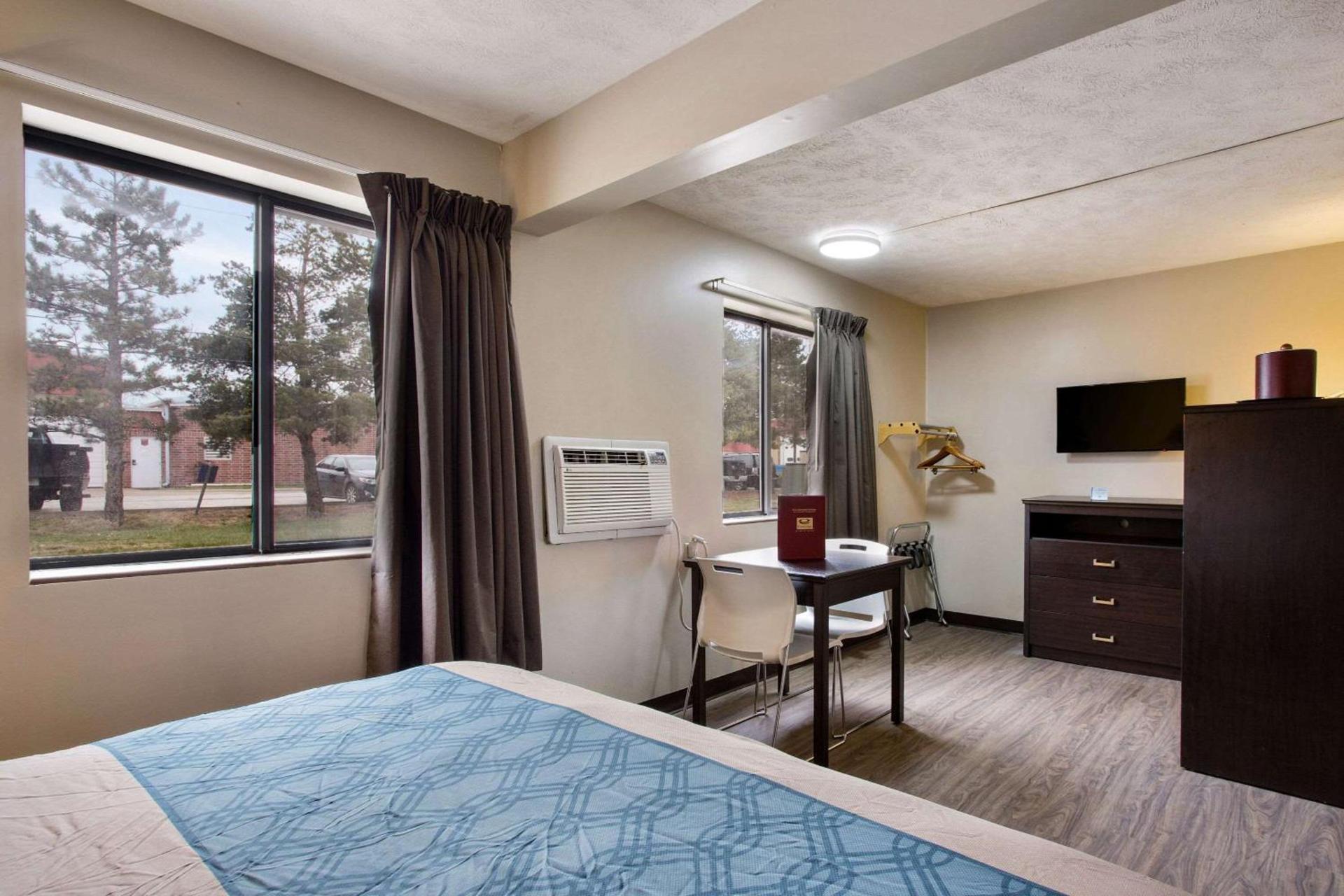 Red Lion Inn & Suites Olathe Kansas City — hotel in Olathe