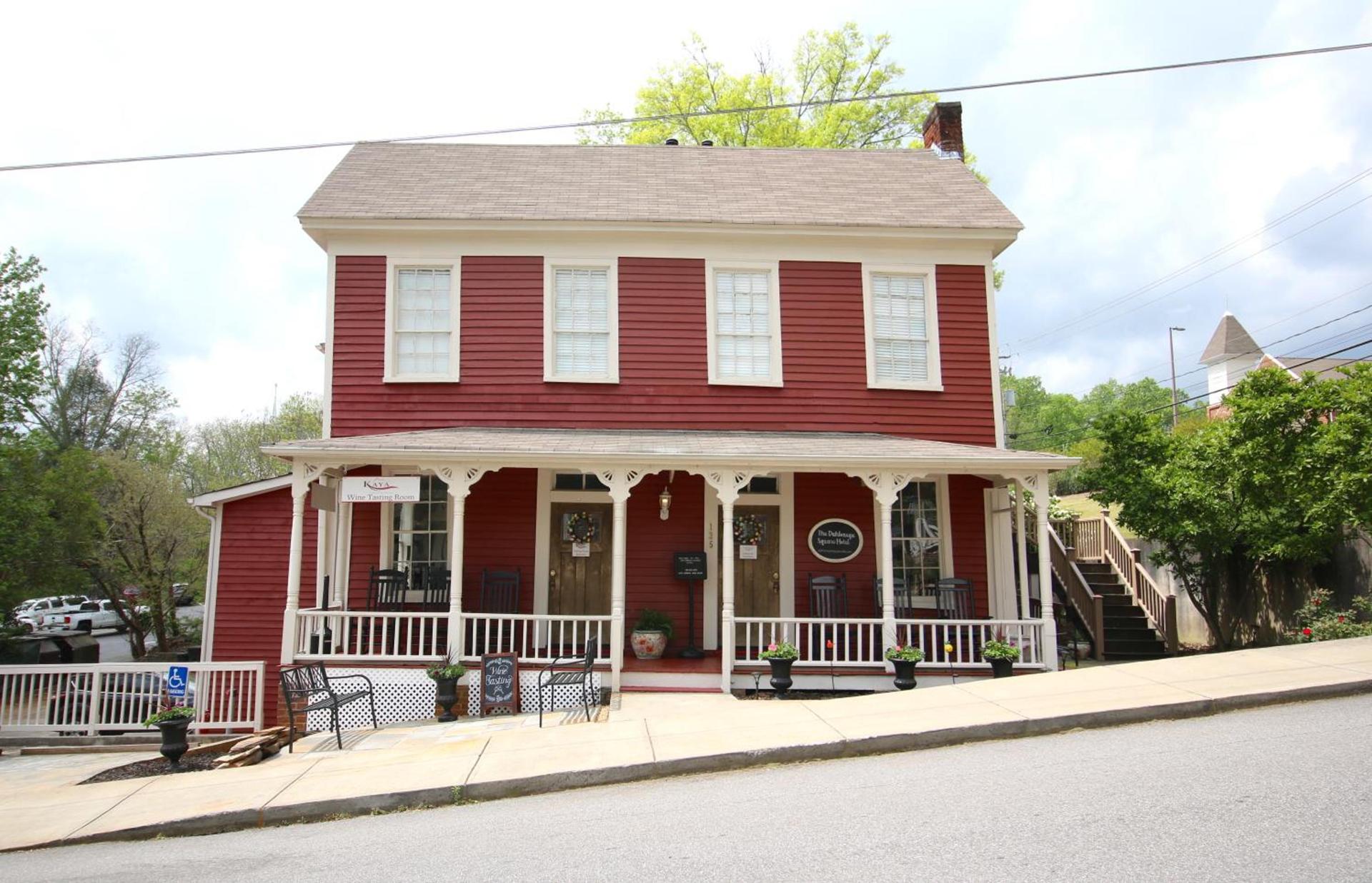 The Dahlonega Square Hotel — hotel in Dahlonega