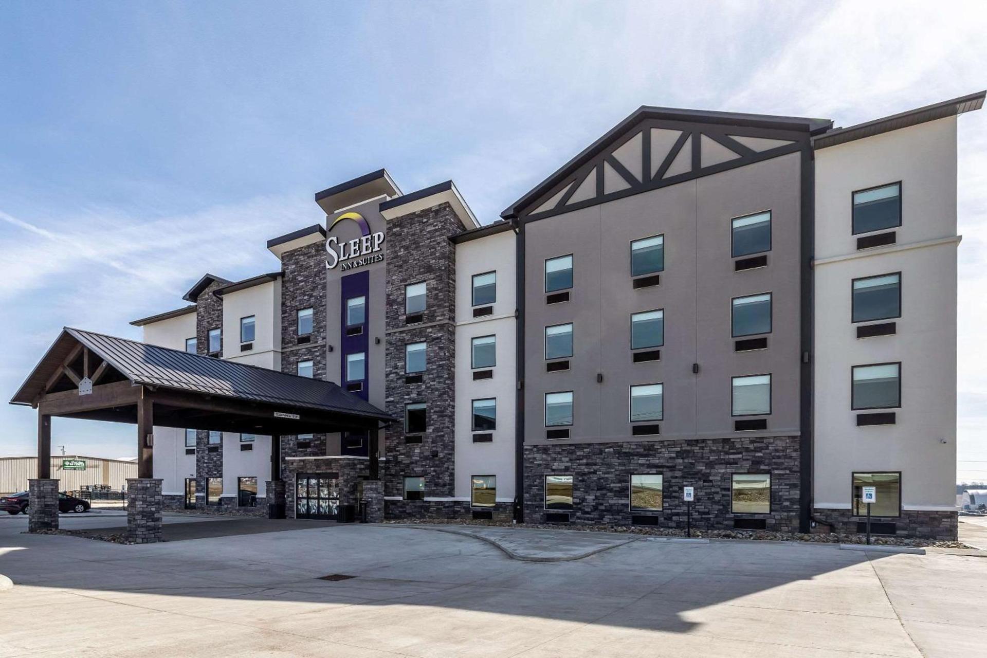 Sleep Inn & Suites Mt Hope near Auction & Event Center — hotel in Millersburg