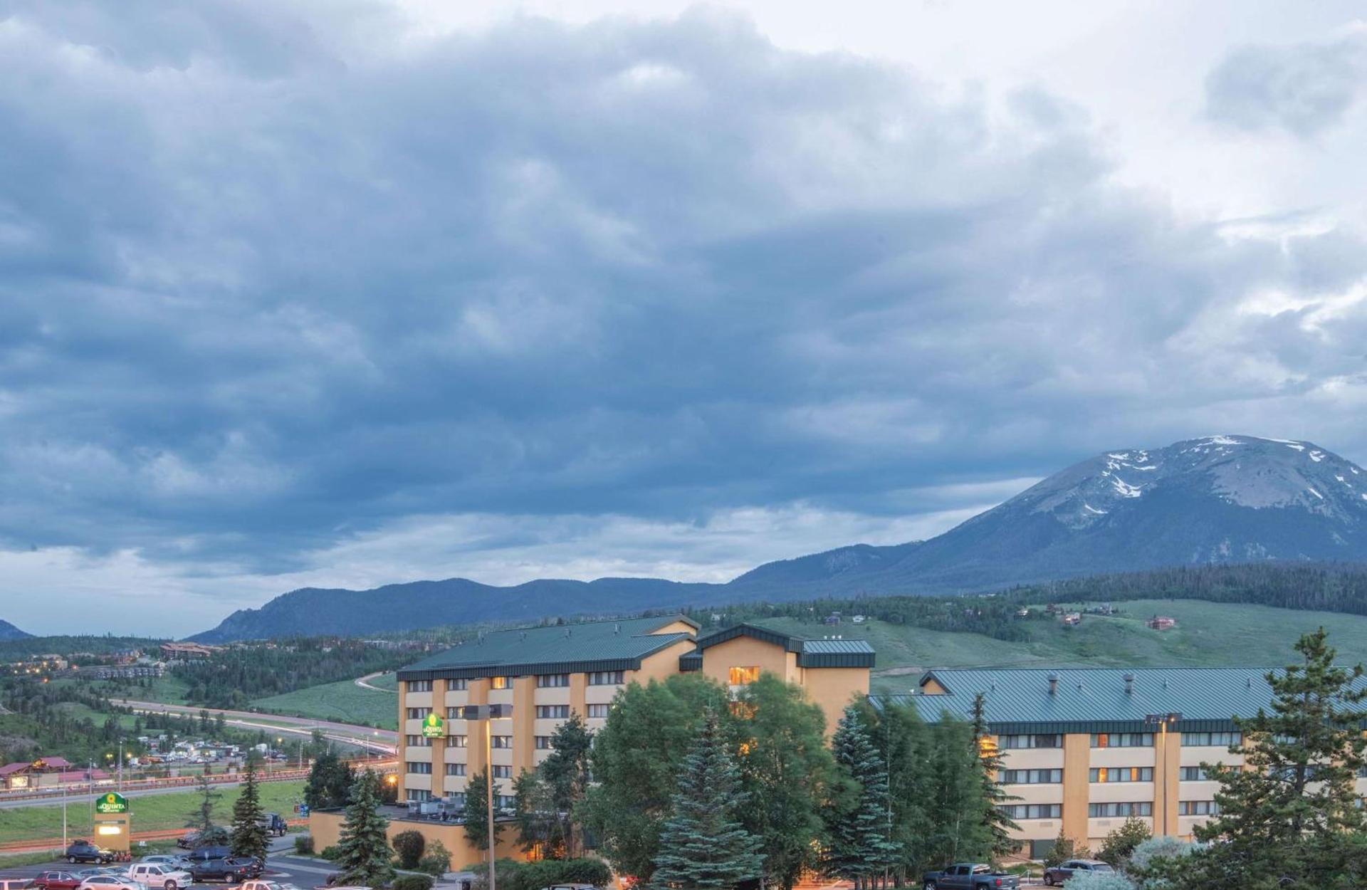 Mountain Valley Inn & Suites — hotel in Silverthorne