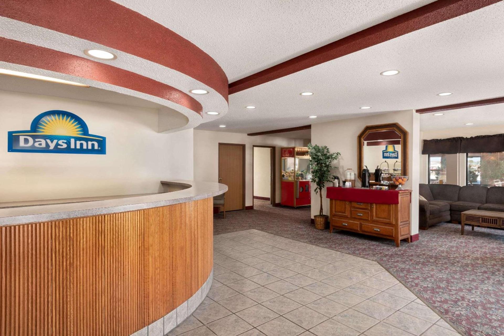 Days Inn by Wyndham Eagle River — hotel in Eagle River