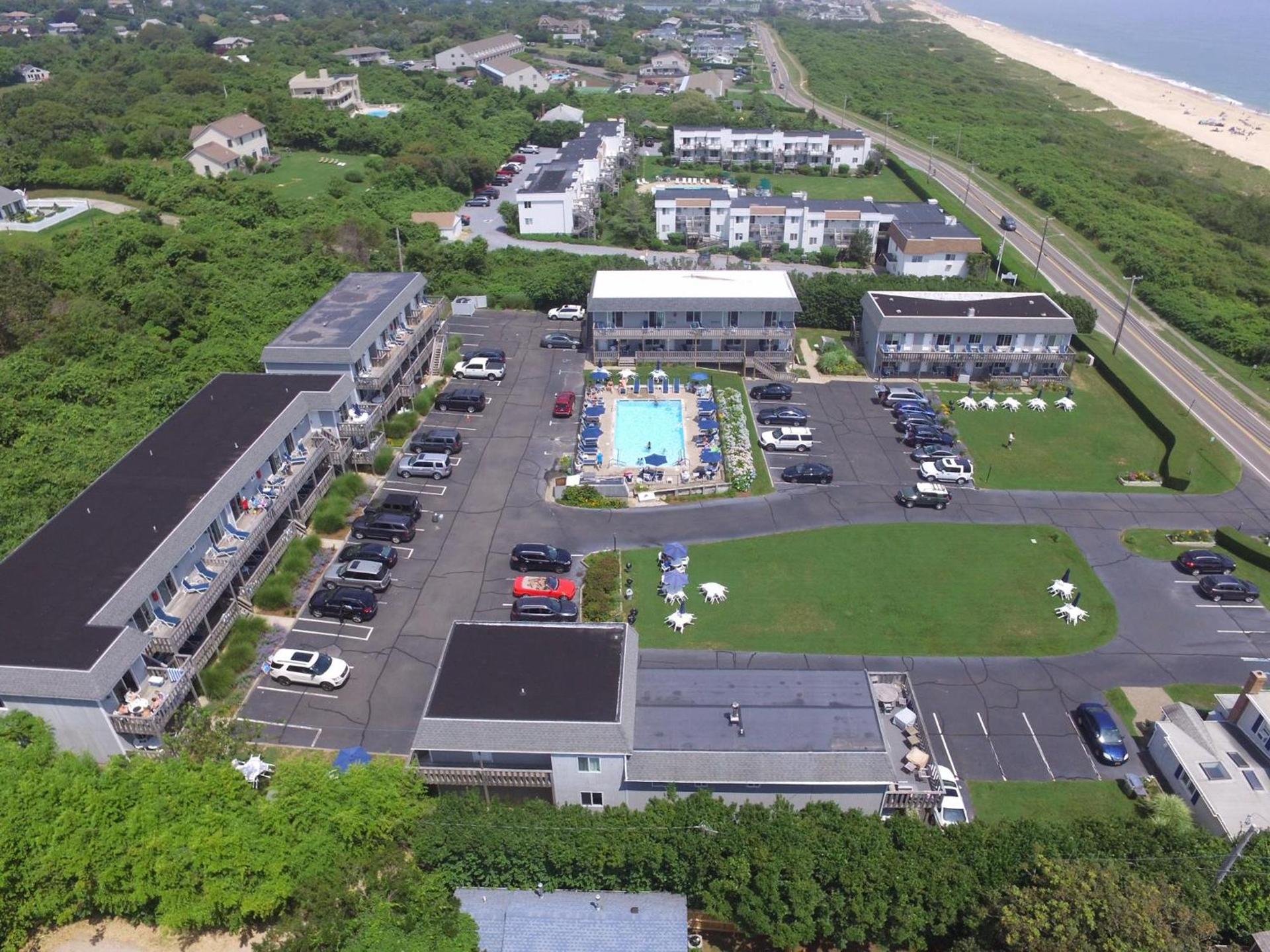 Hartman's Briney Breezes Beach Resort — hotel in Montauk