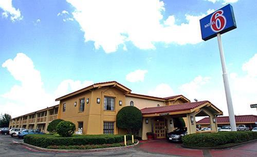 Motel 6-Garland, TX - Northeast Dallas — hotel in Garland