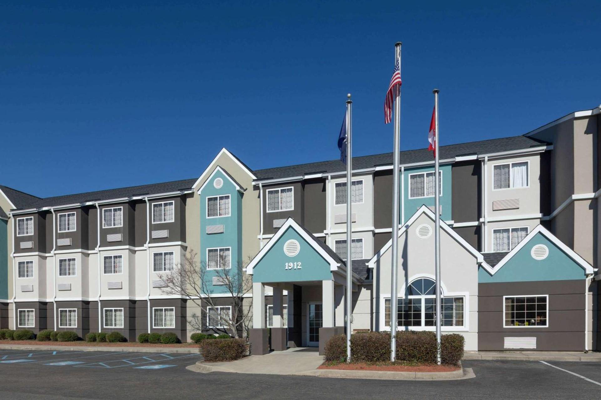 Microtel Inn & Suites by Wyndham Florence — hotel in Florence
