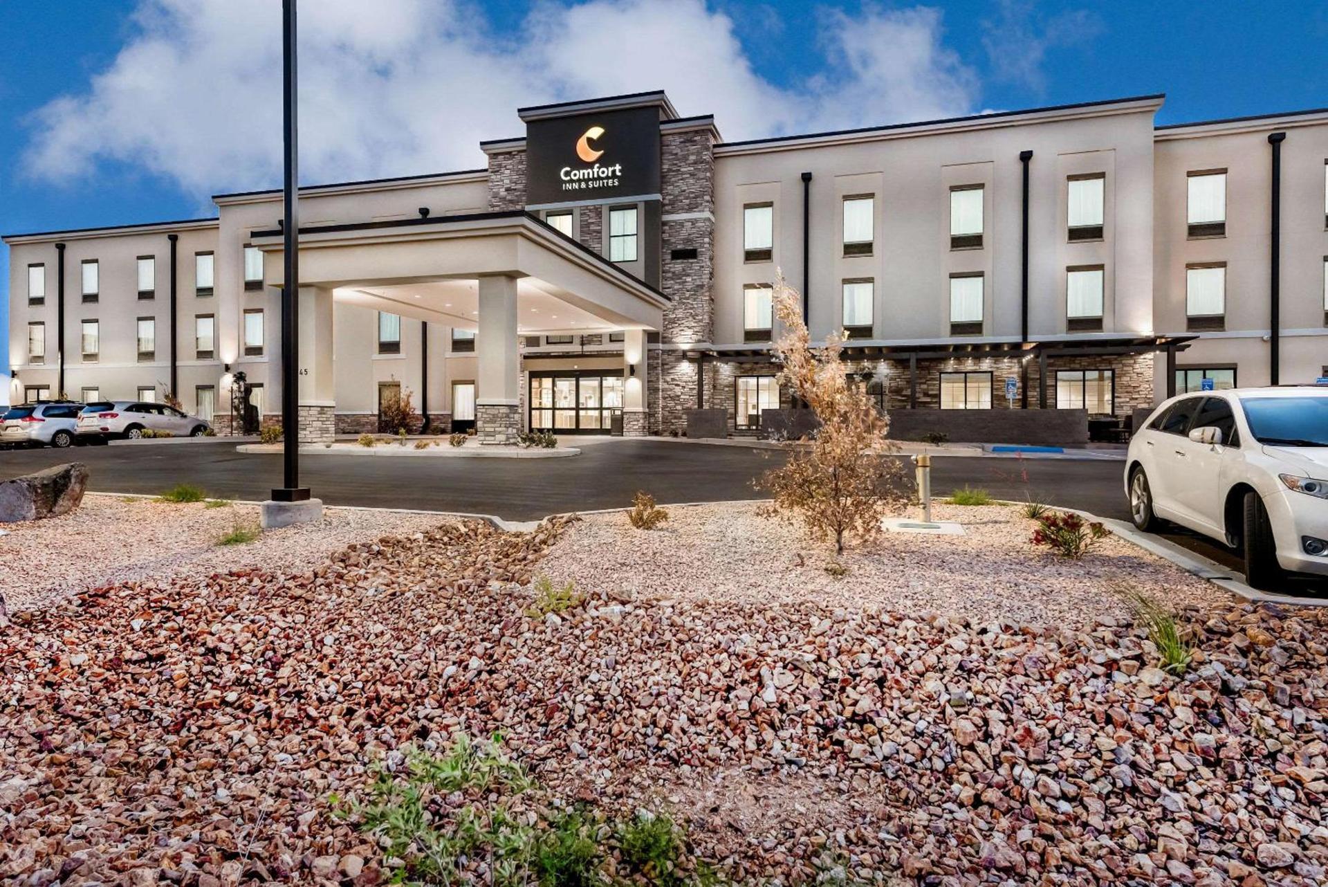 Comfort Inn & Suites Zion Park Area — hotel in Hurricane