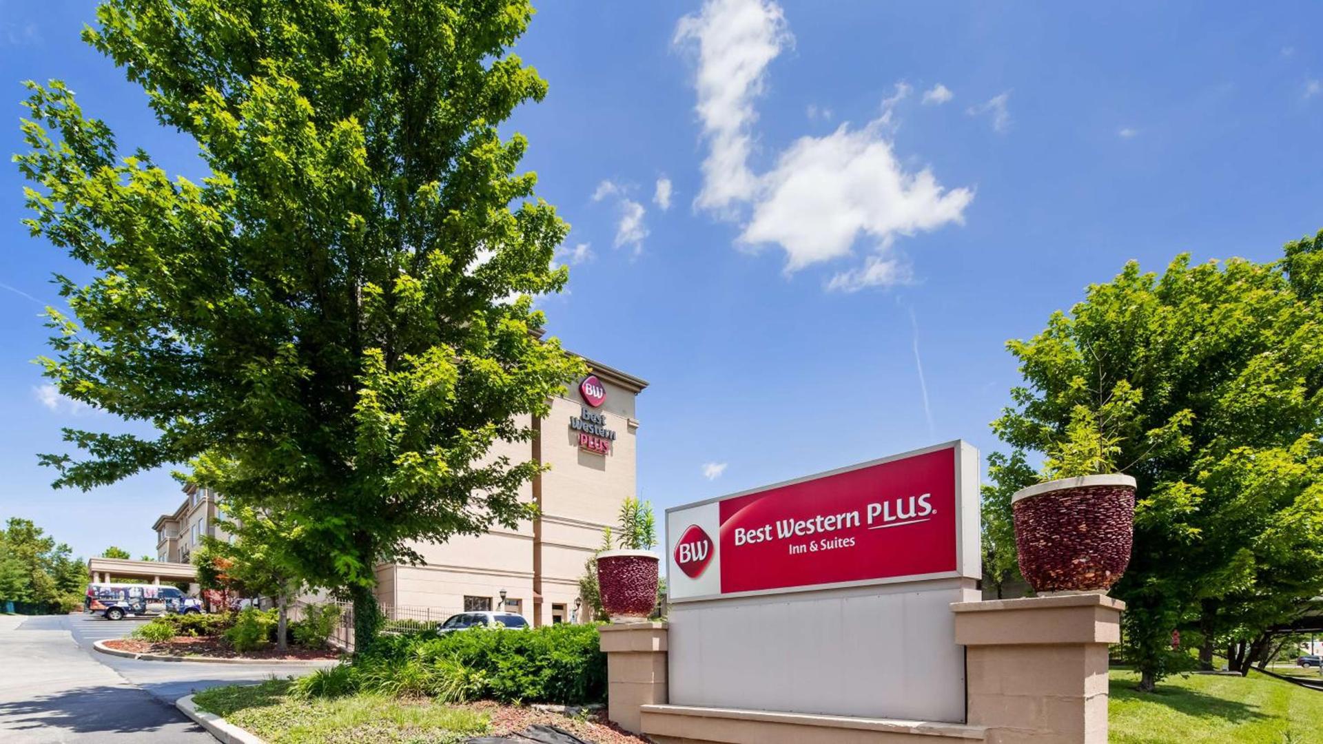 Best Western PLUS Hannaford Inn & Suites — hotel in Cincinnati
