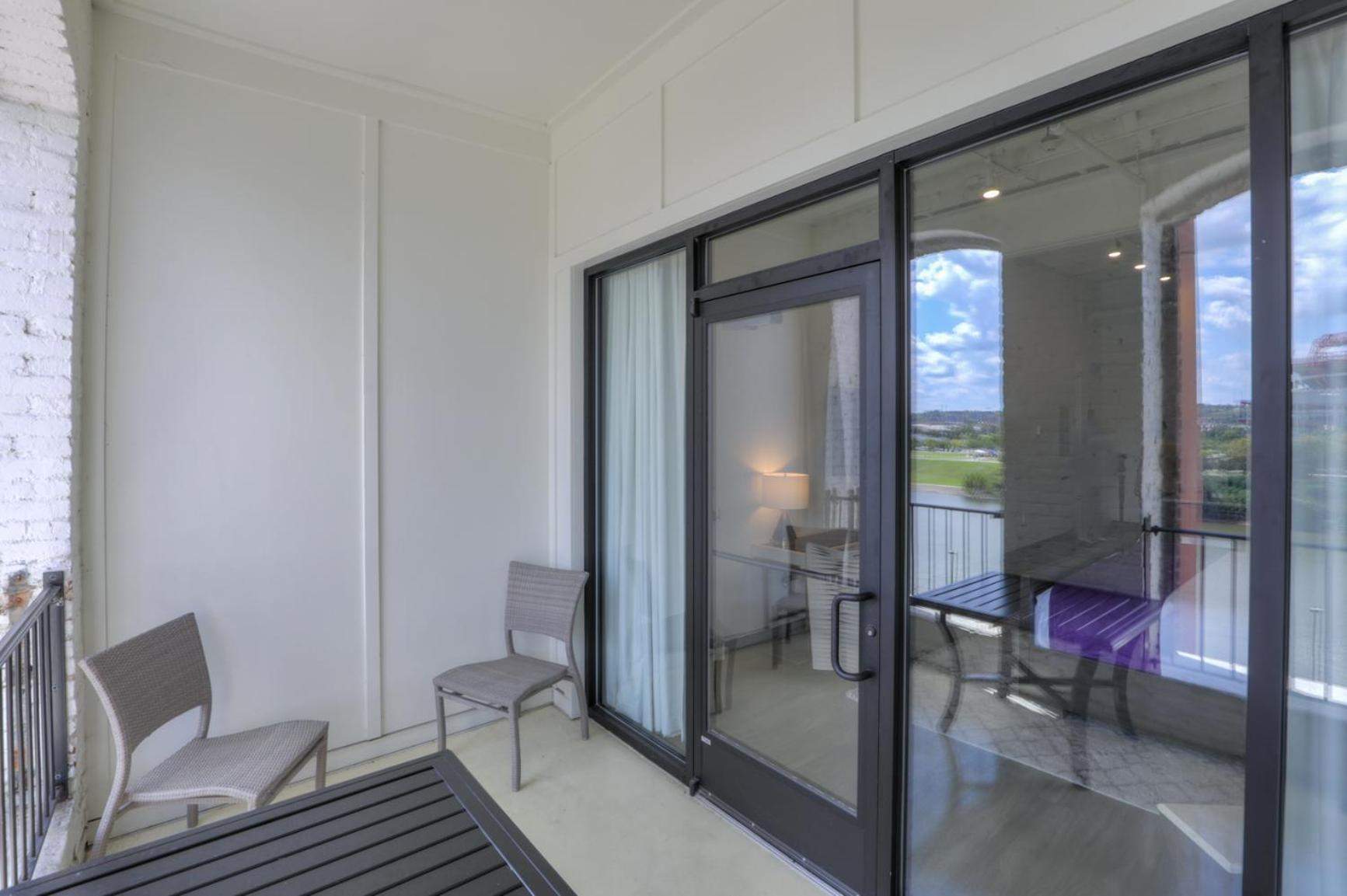 Studio 154 Hotel