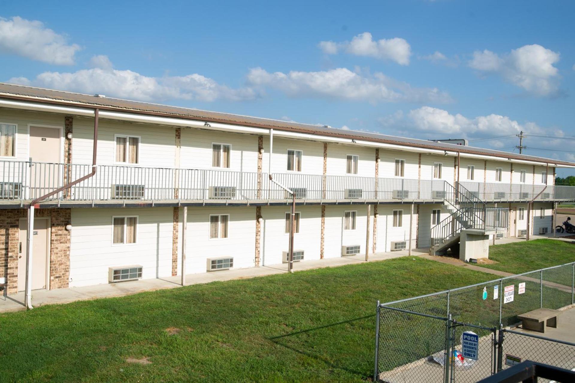 Marshall Lodge By OYO Hwy 65 — hotel in Marshall