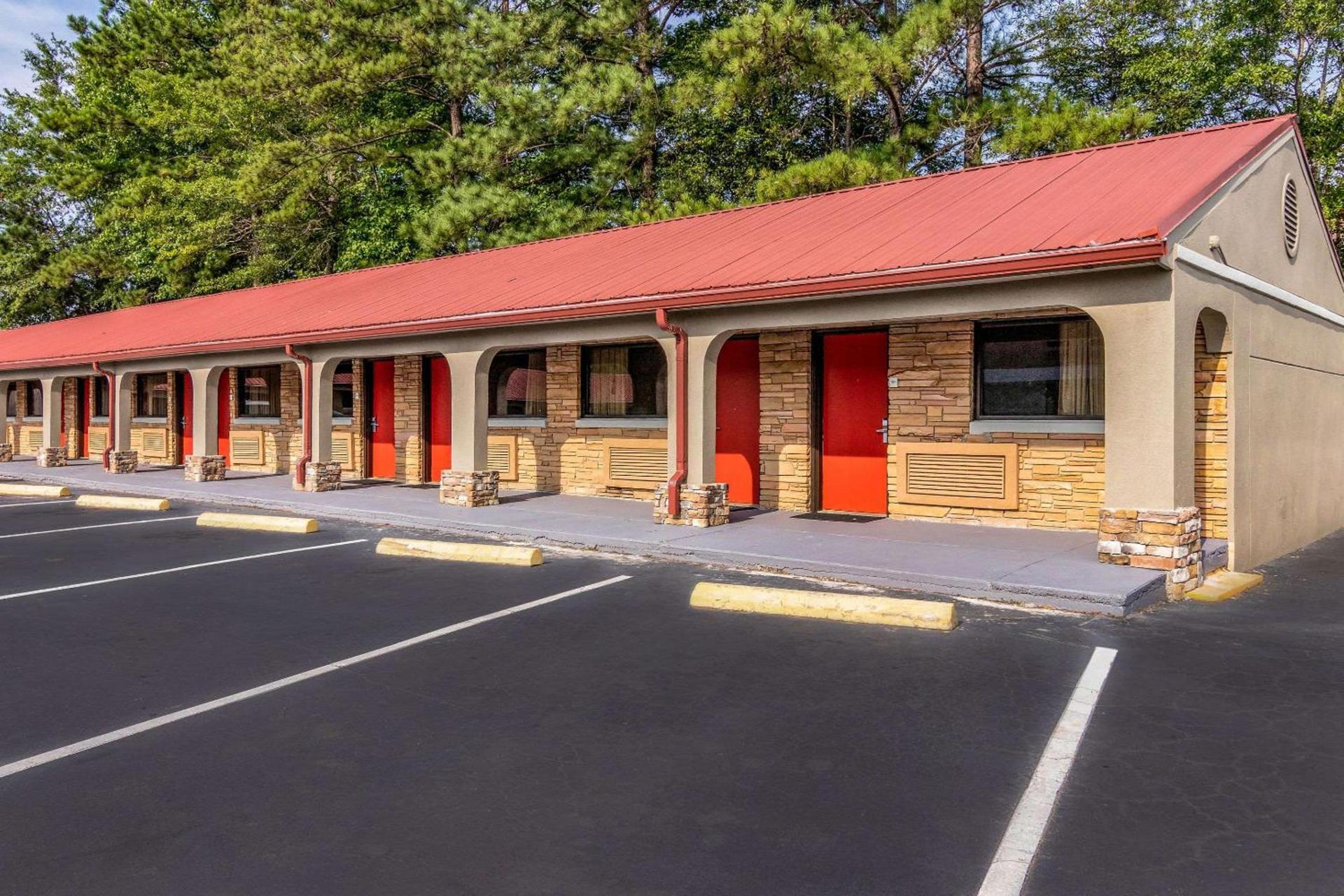 Americas Best Value Inn Opelika — hotel in Opelika