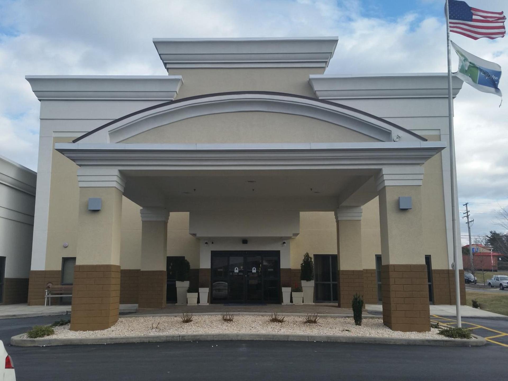 Holiday Inn Express Edgewood-Aberdeen-Bel Air — hotel in Edgewood