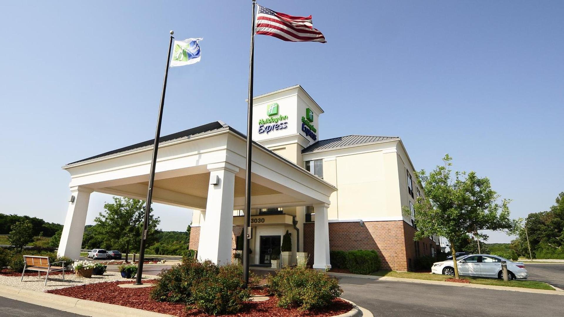 Holiday Inn Express - Delafield by IHG — hotel in Delafield