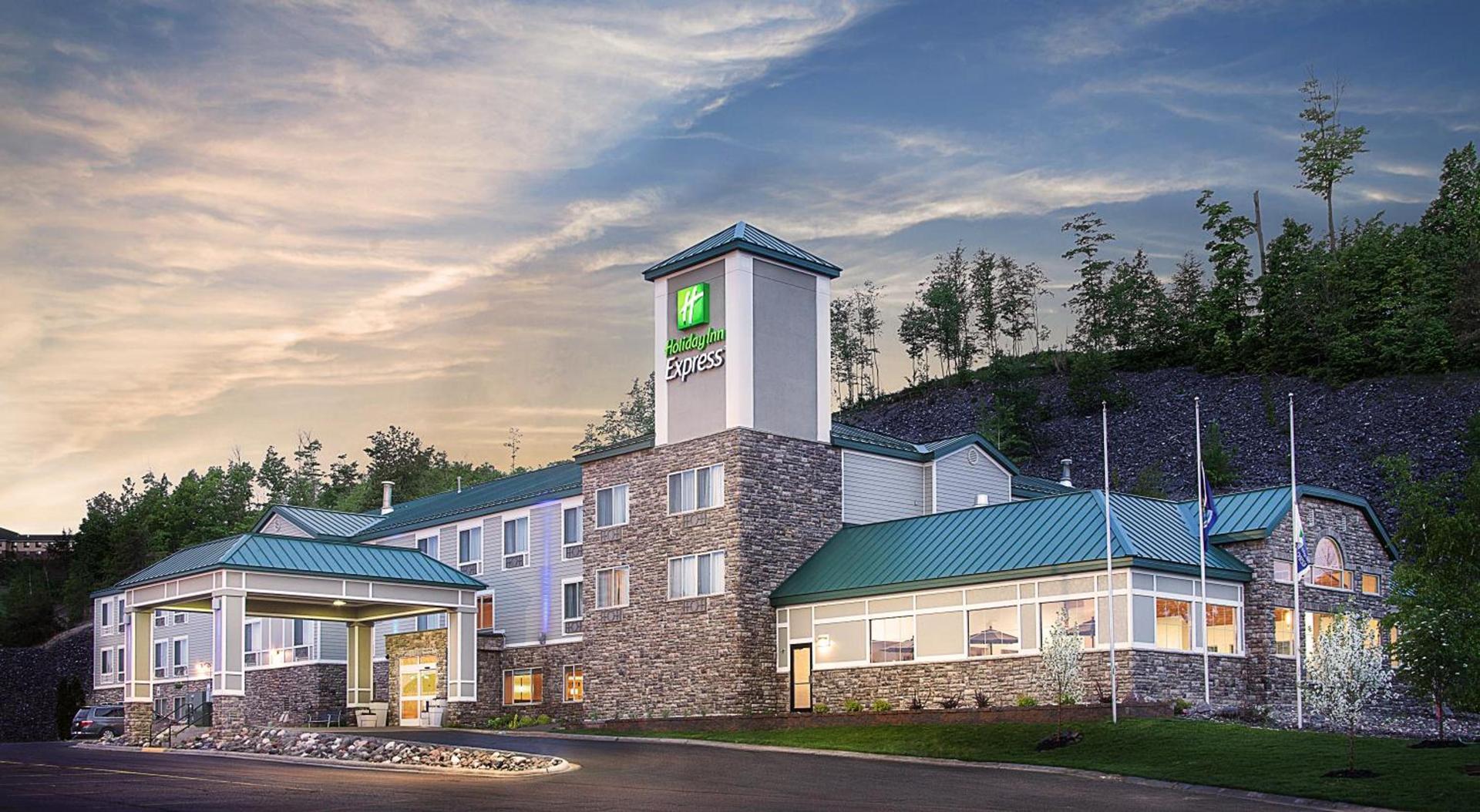Holiday Inn Express Houghton-Keweenaw by IHG — hotel in Houghton