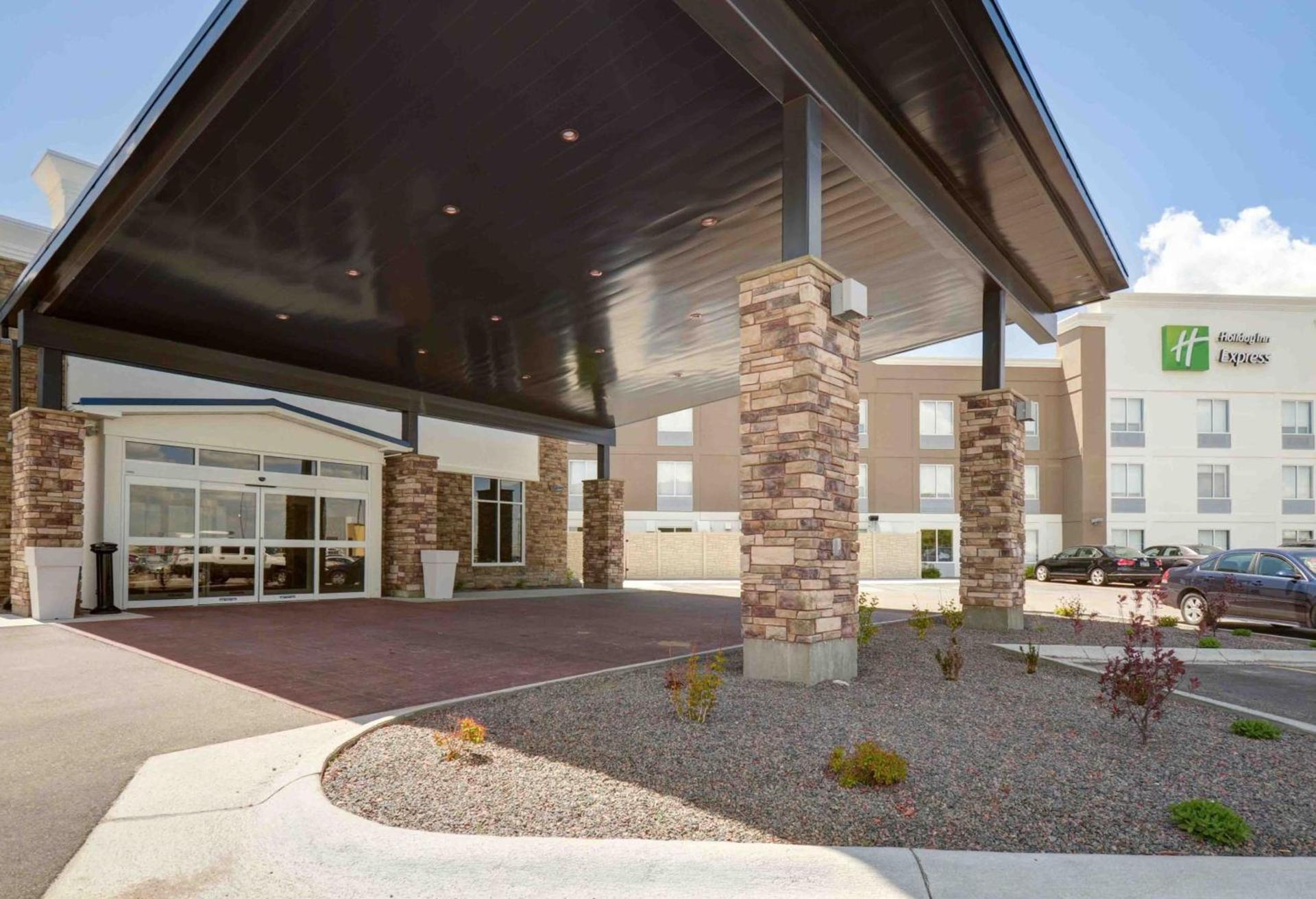Holiday Inn Express & Suites North Platte by IHG — hotel in North Platte