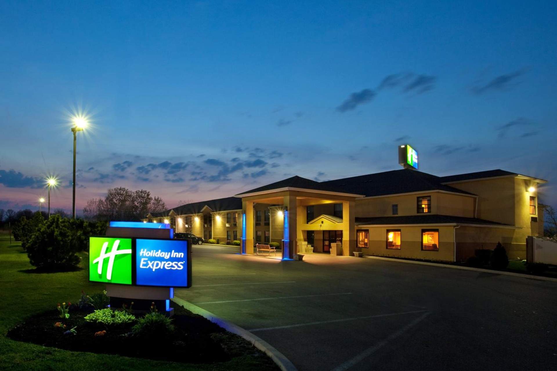 Holiday Inn Express London-I-70 by IHG