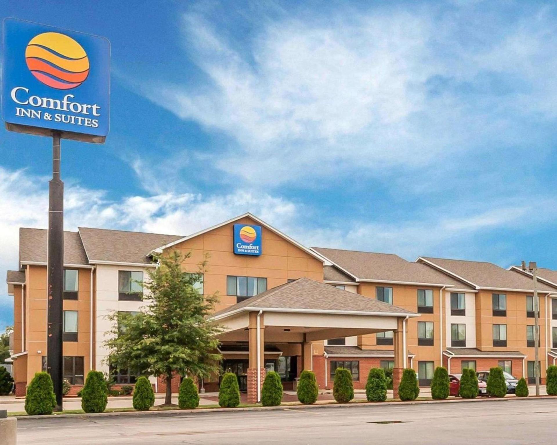 Comfort Inn & Suites Sikeston I-55 — hotel in Sikeston