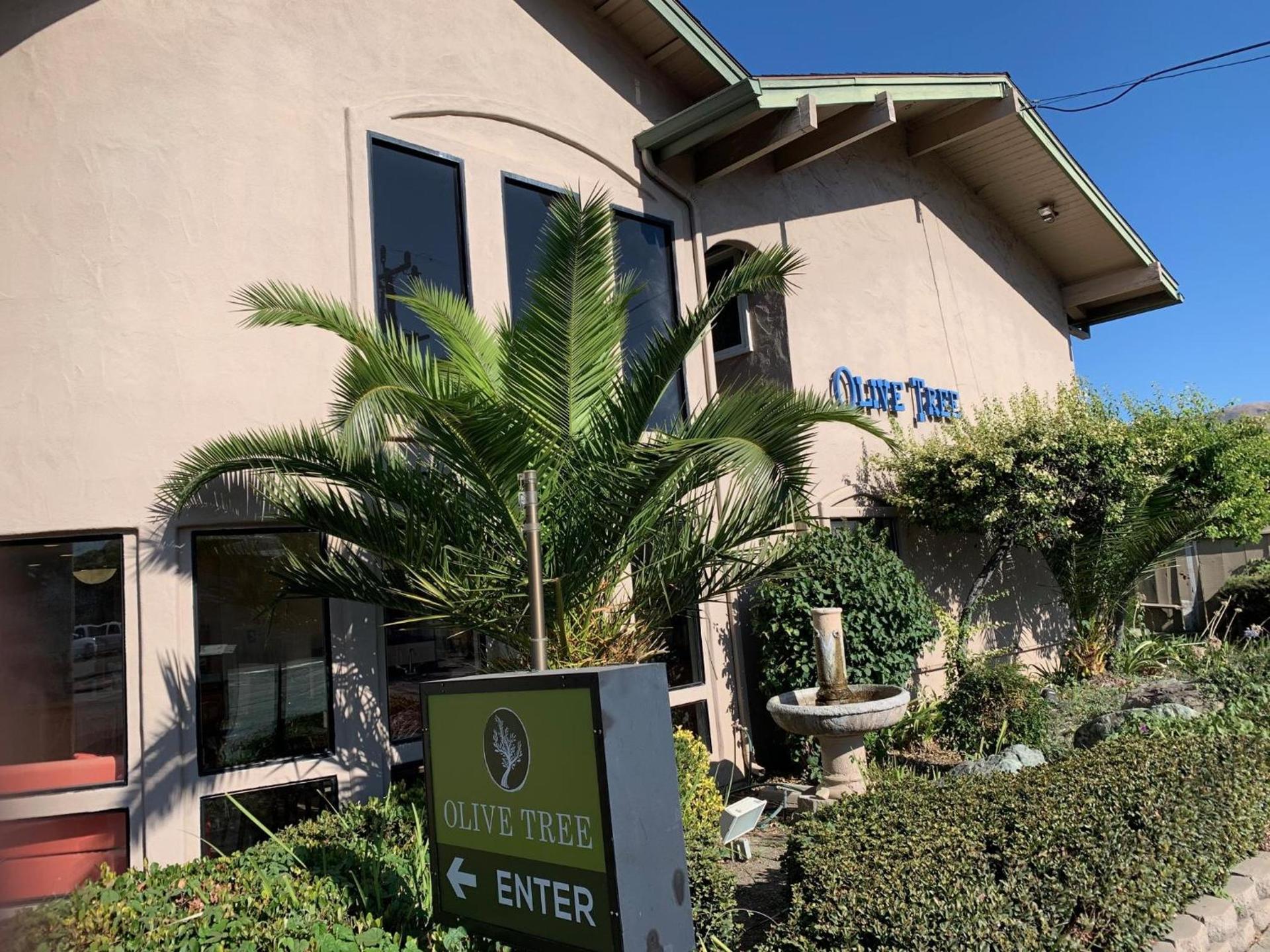 Olive Tree Inn & Suites, a Howard Johnson by Wyndham — hotel in San Luis Obispo