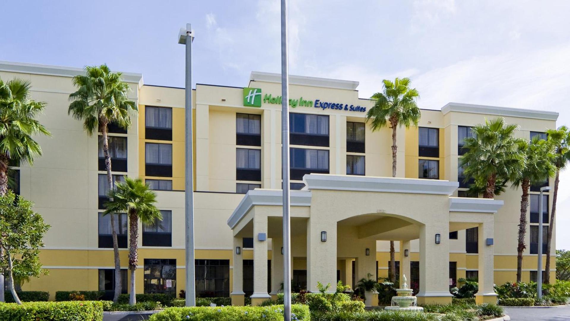 Holiday Inn Express Hotel & Suites Kendall East-Miami by IHG — hotel in Kendall