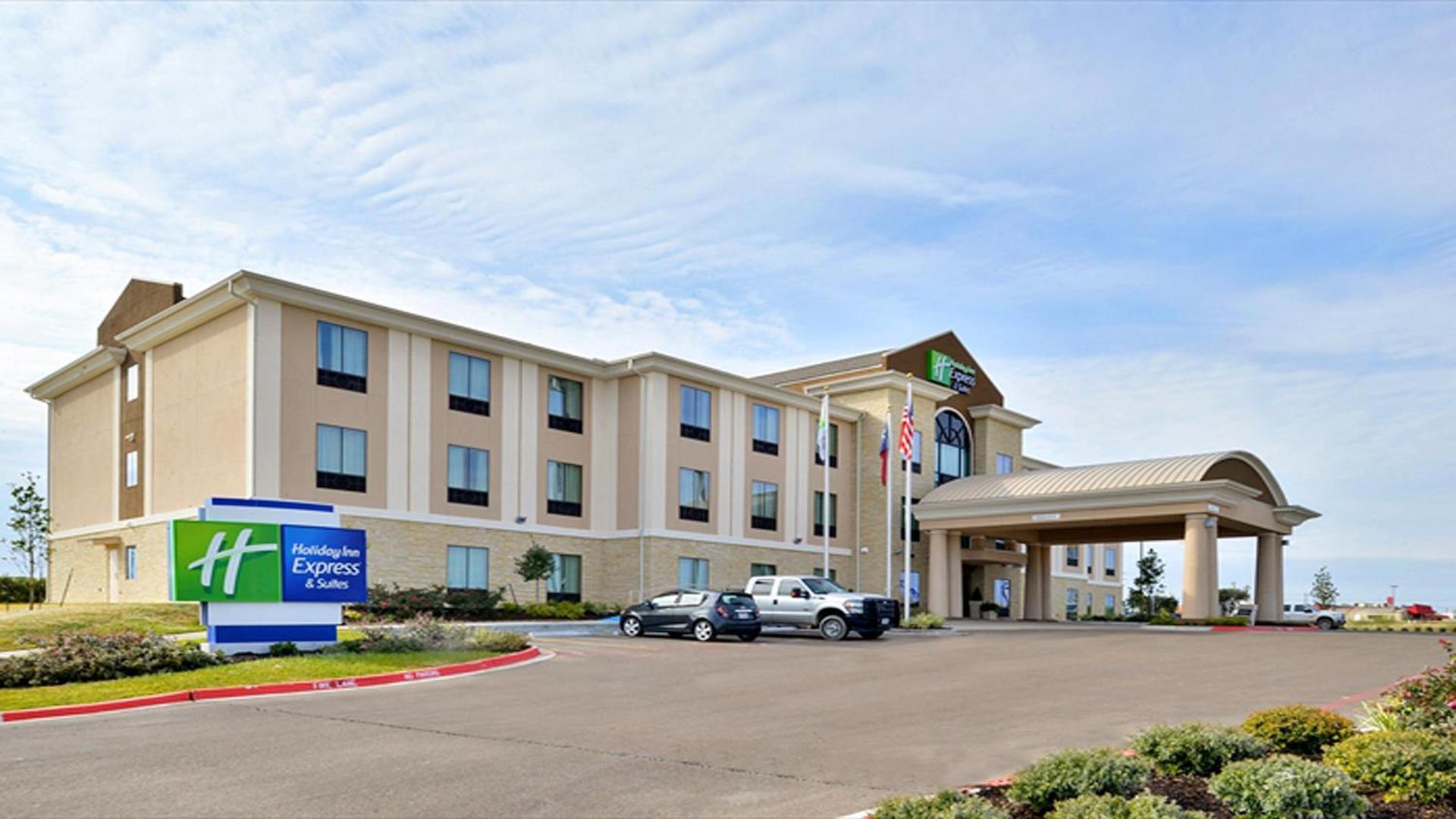 Holiday Inn Express and Suites Schulenburg by IHG — hotel in Schulenburg