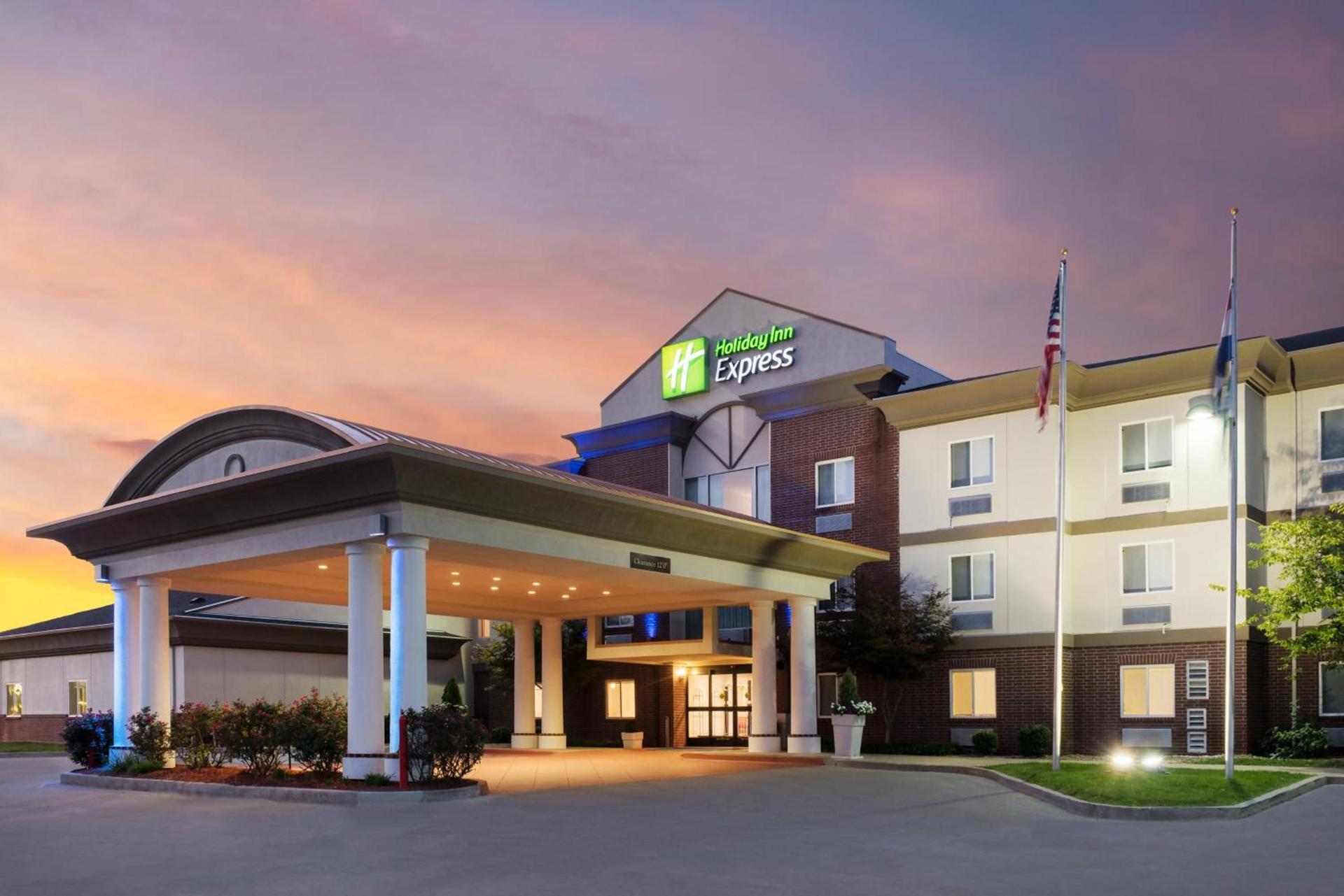 Holiday Inn Express Warrenton by IHG — hotel in Warrenton