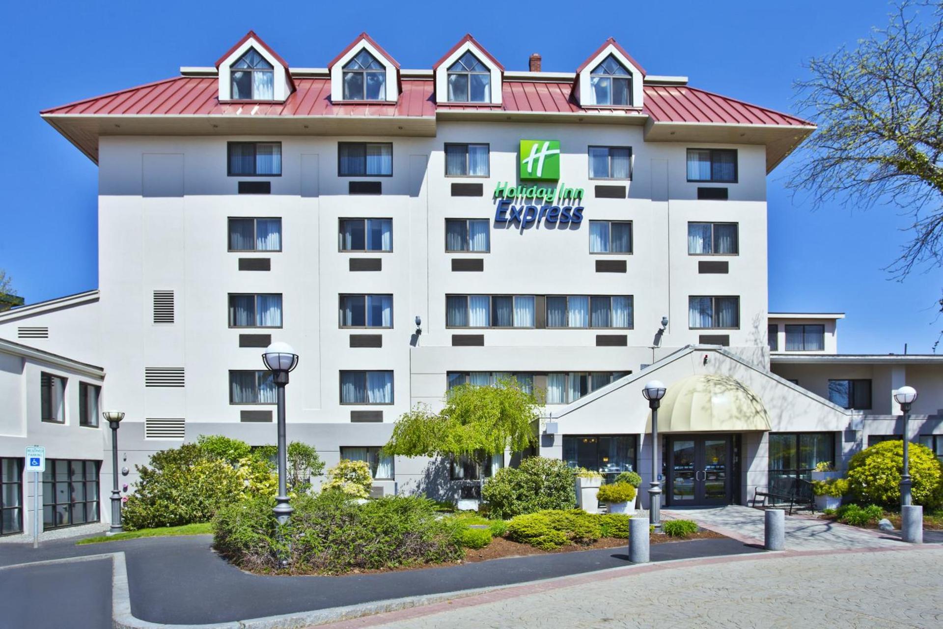Holiday Inn Express Boston-Waltham by IHG — hotel in Waltham