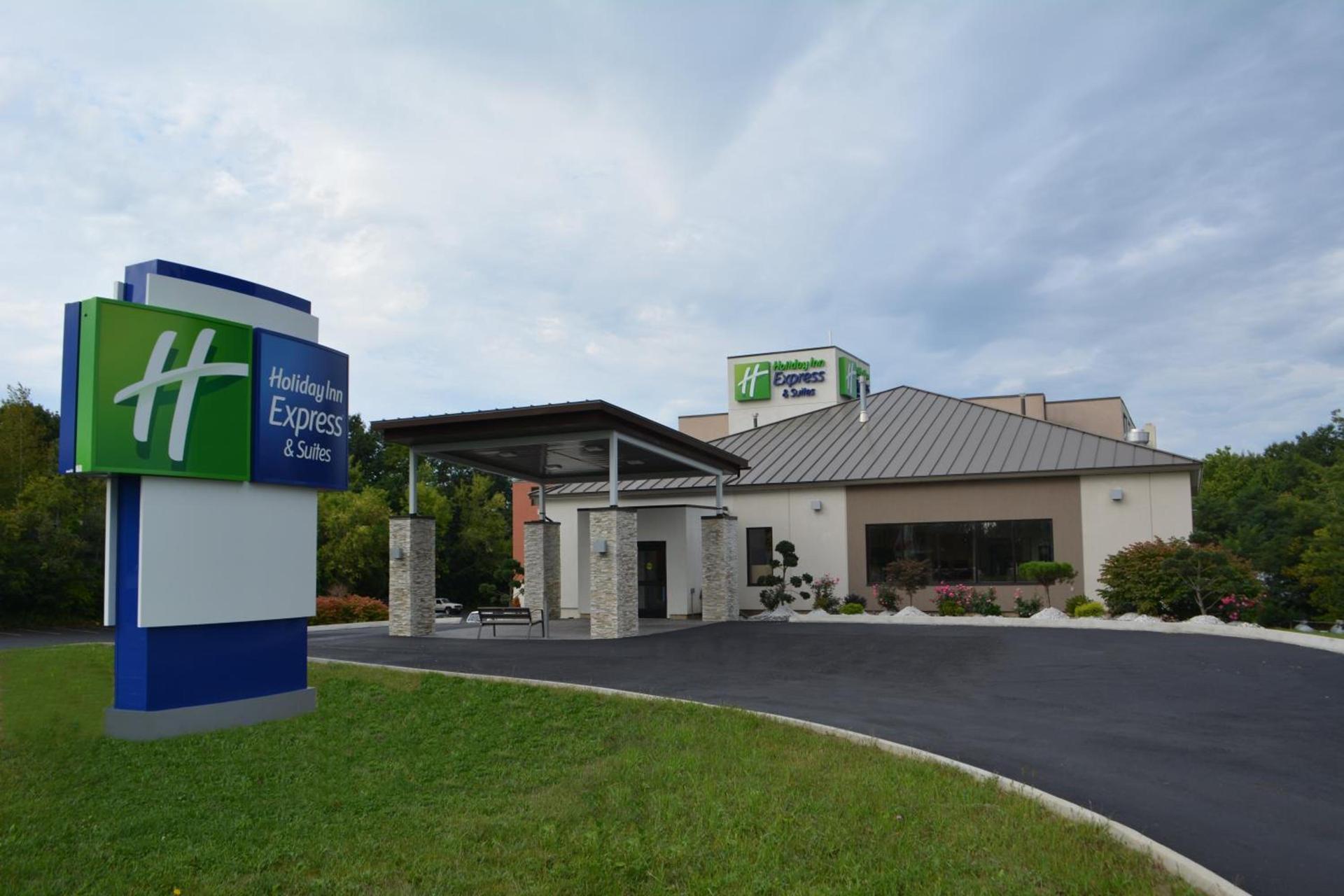 Holiday Inn Express & Suites Waterville - North by IHG — hotel in Waterville