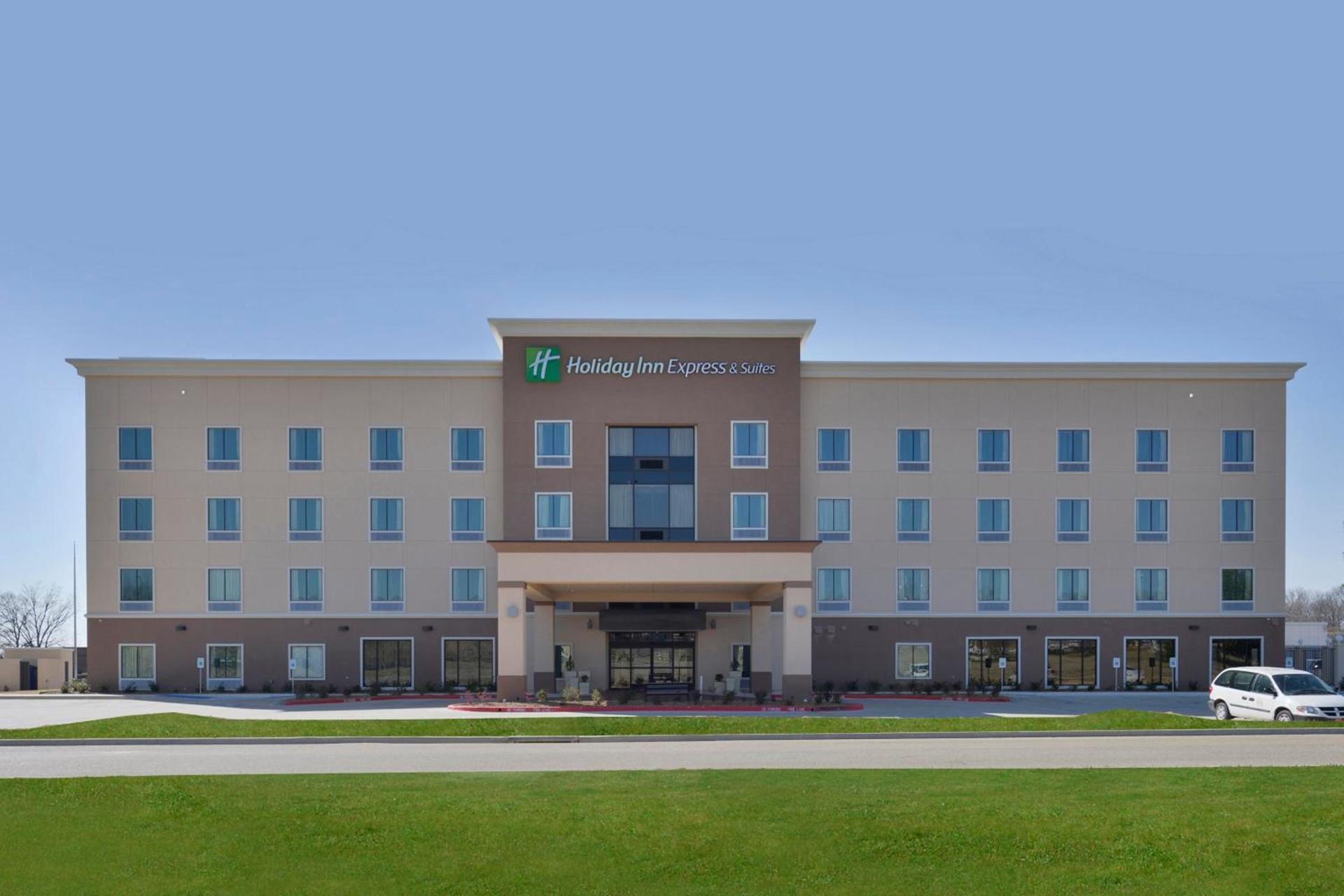 Holiday Inn Express & Suites Forrest City by IHG — hotel in Forrest City
