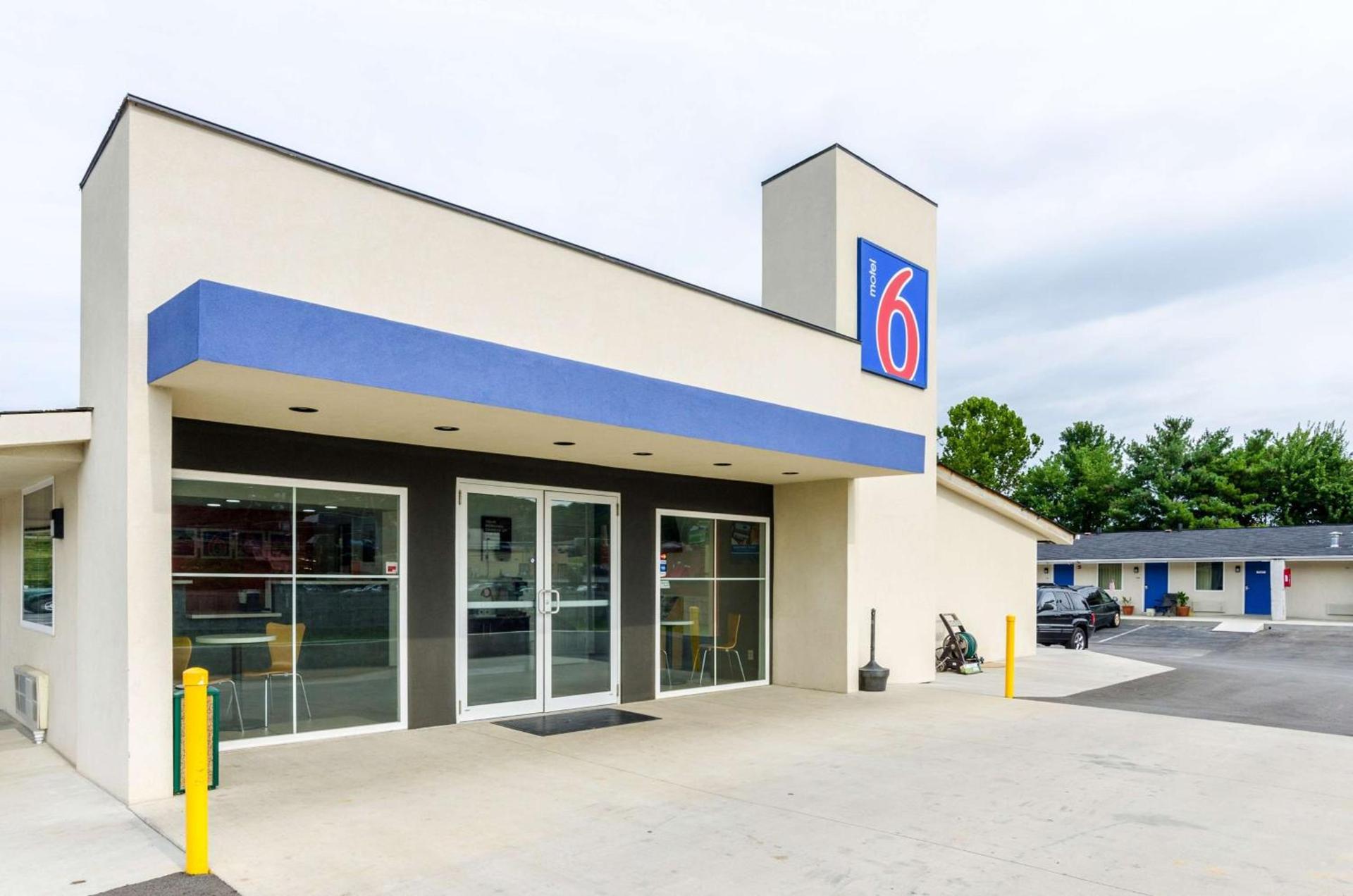 Motel 6-Troutville, VA — hotel in Troutville