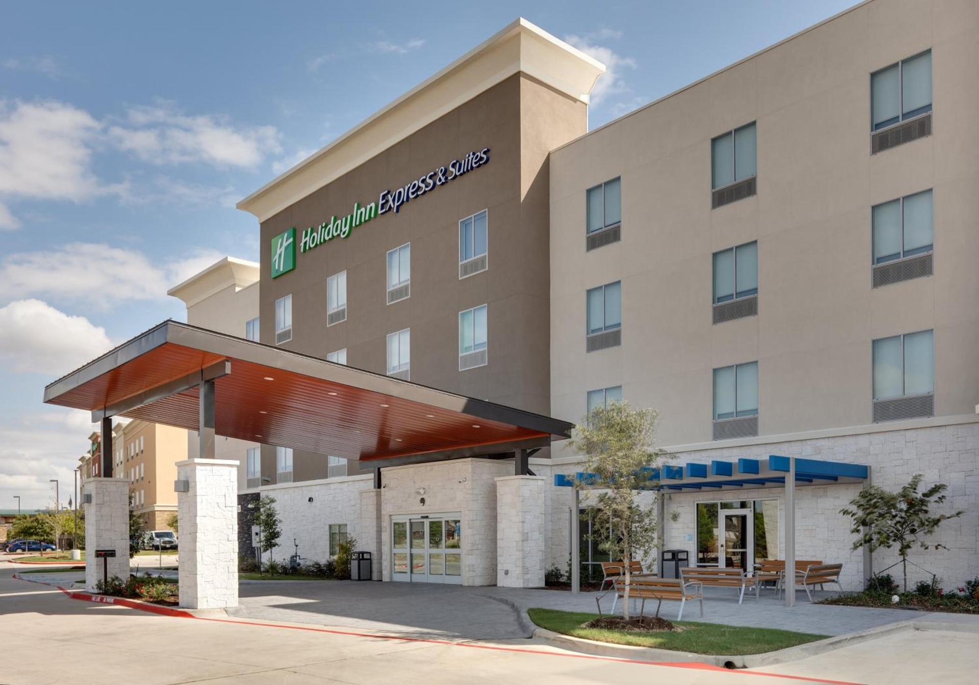 Holiday Inn Express & Suites - Plano - The Colony by IHG — hotel in The Colony