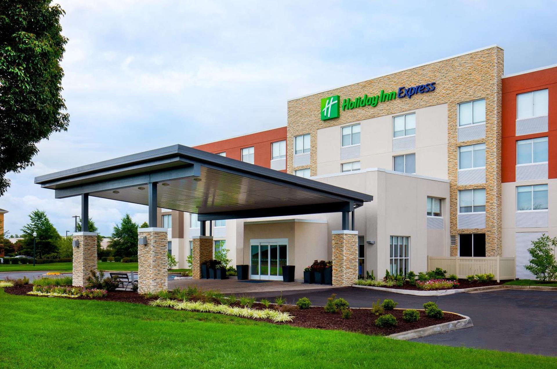 Holiday Inn Express Chesapeake - Norfolk by IHG — hotel in Chesapeake