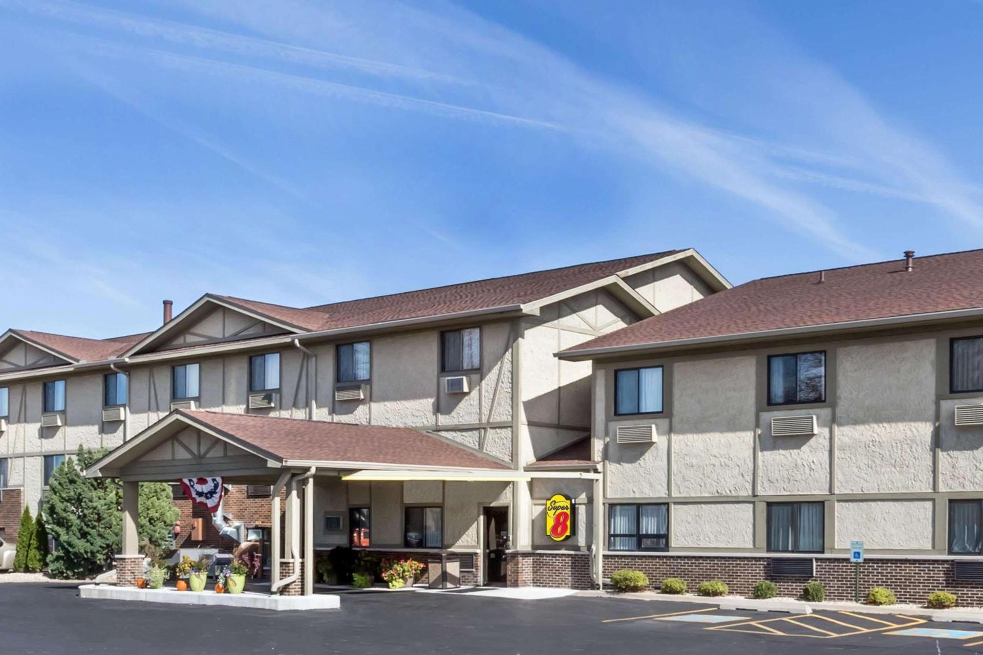 Super 8 by Wyndham Ottawa Starved Rock — hotel in Ottawa