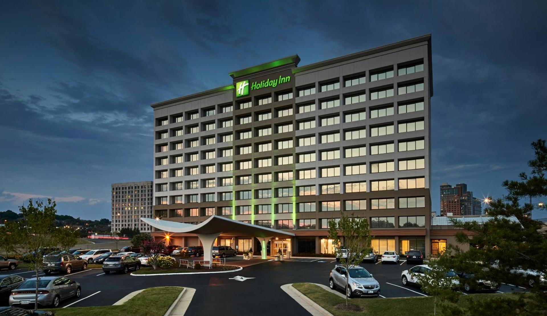 Holiday Inn Alexandria at Carlyle by IHG — hotel in Alexandria