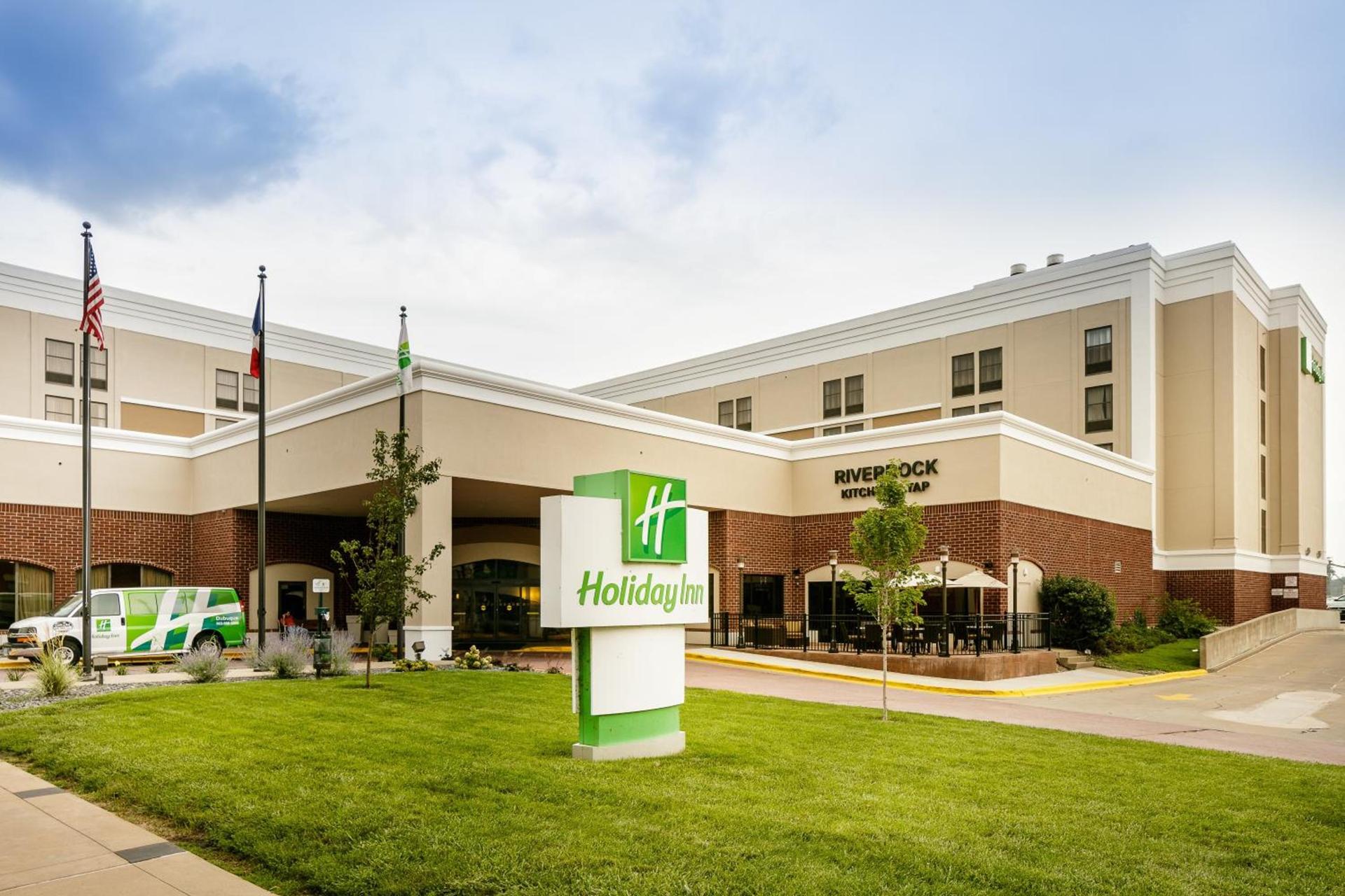 Holiday Inn Dubuque/Galena by IHG — hotel in Dubuque