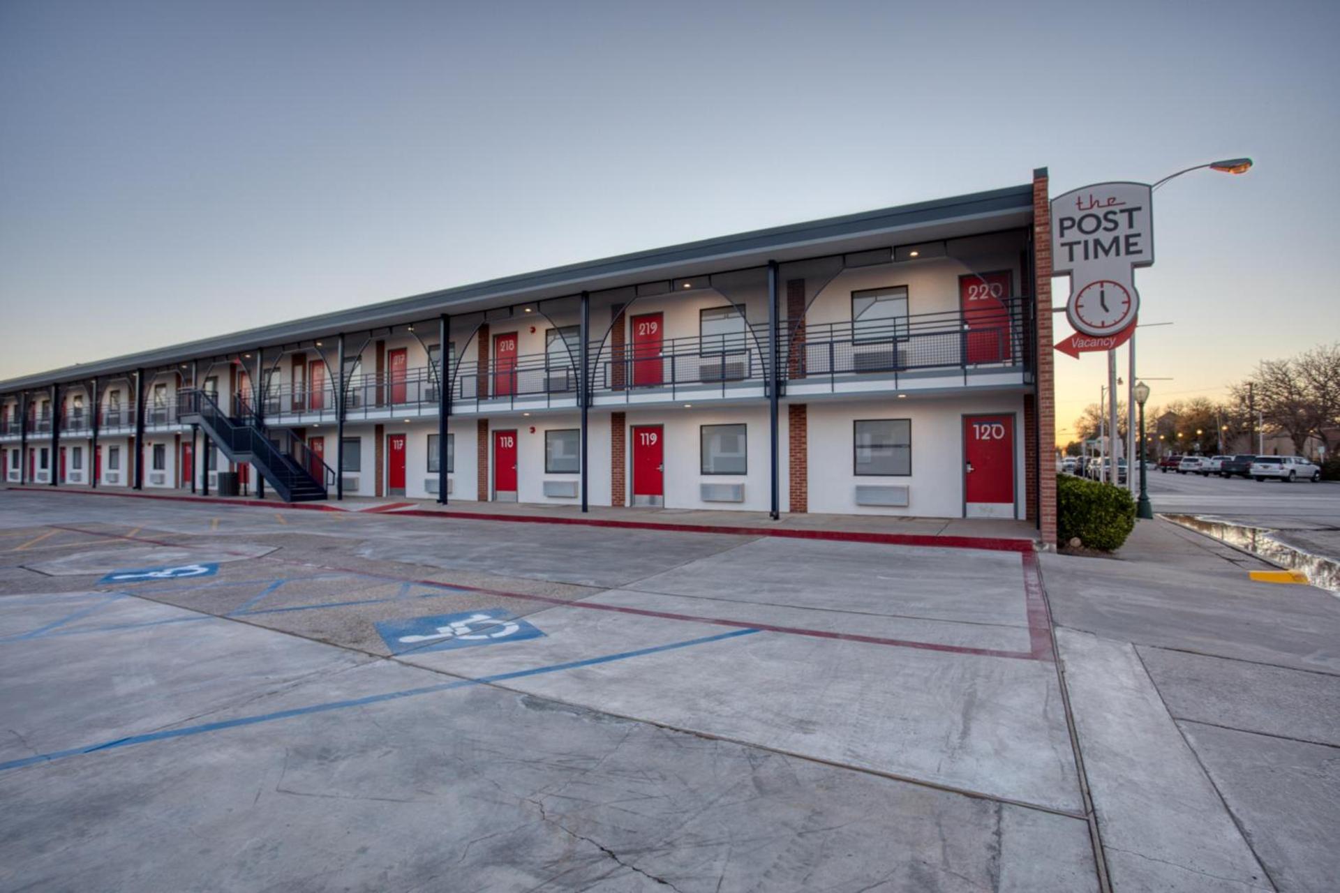 Post Time Inn — hotel in Carlsbad