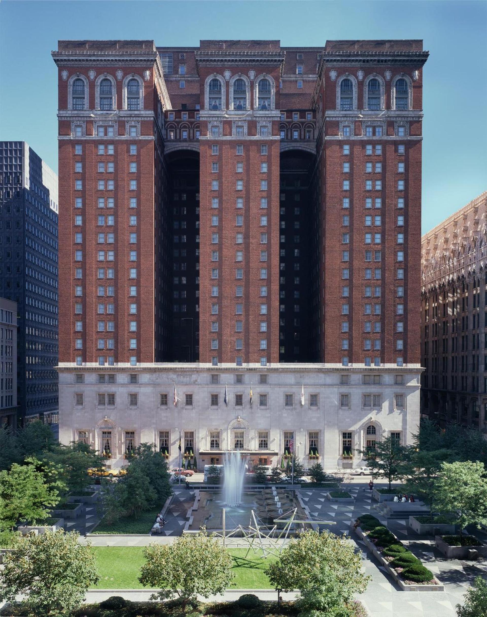 Omni William Penn Hotel — hotel in Pittsburgh