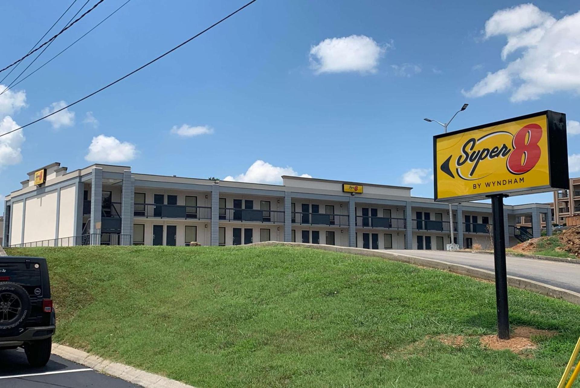 Super 8 by Wyndham Cookeville, TN — hotel in Cookeville